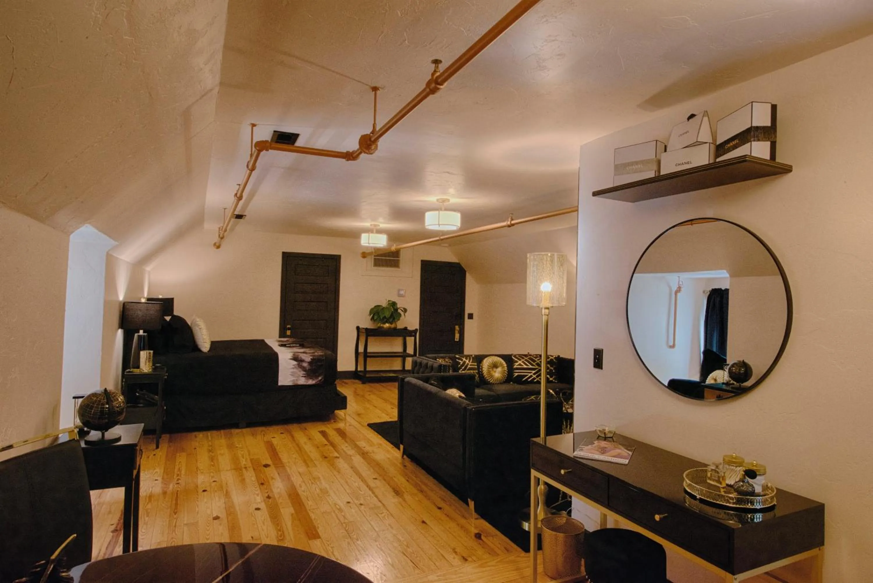 TV and multimedia in Historic Tapoco Lodge Resort