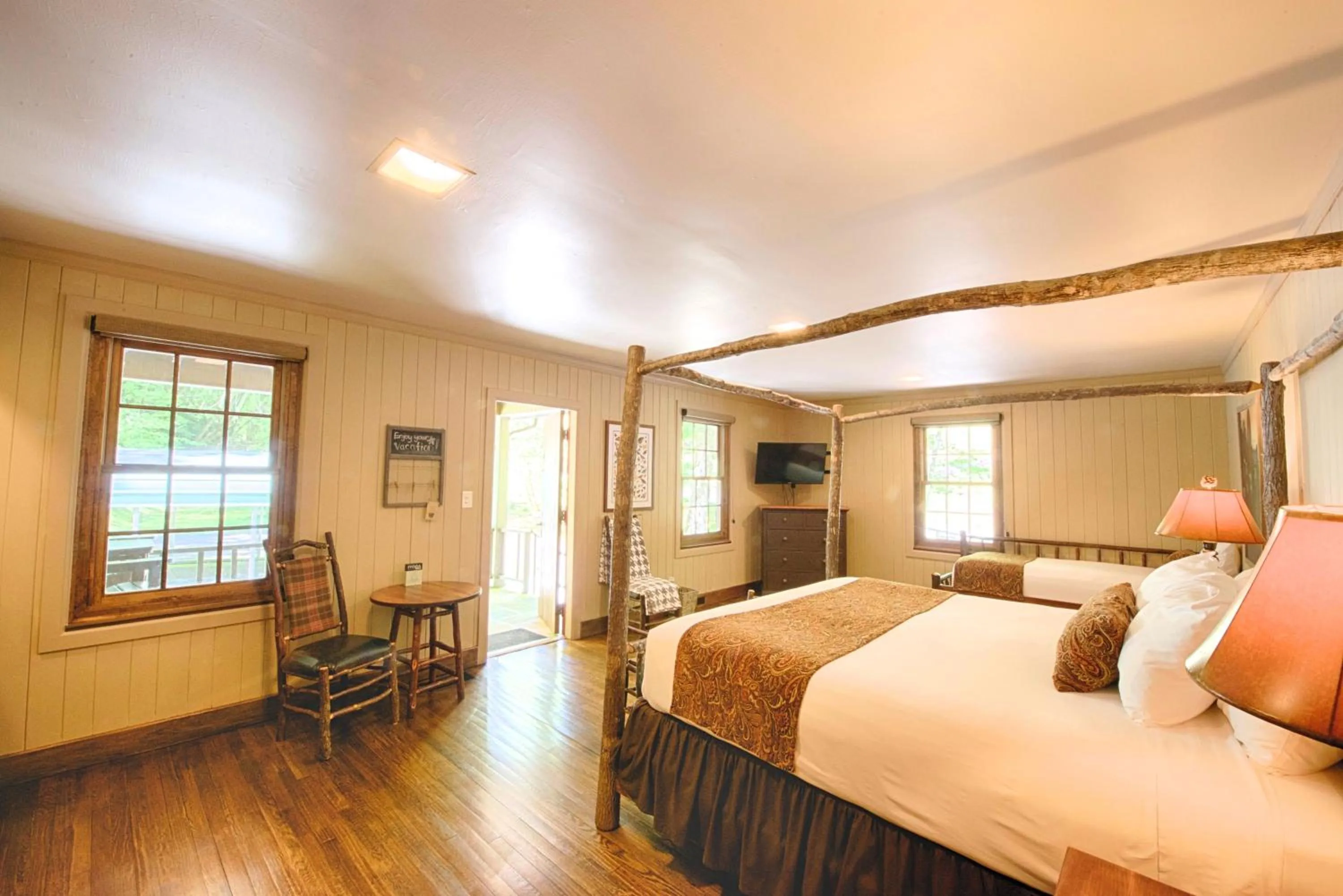 Bed in Historic Tapoco Lodge Resort