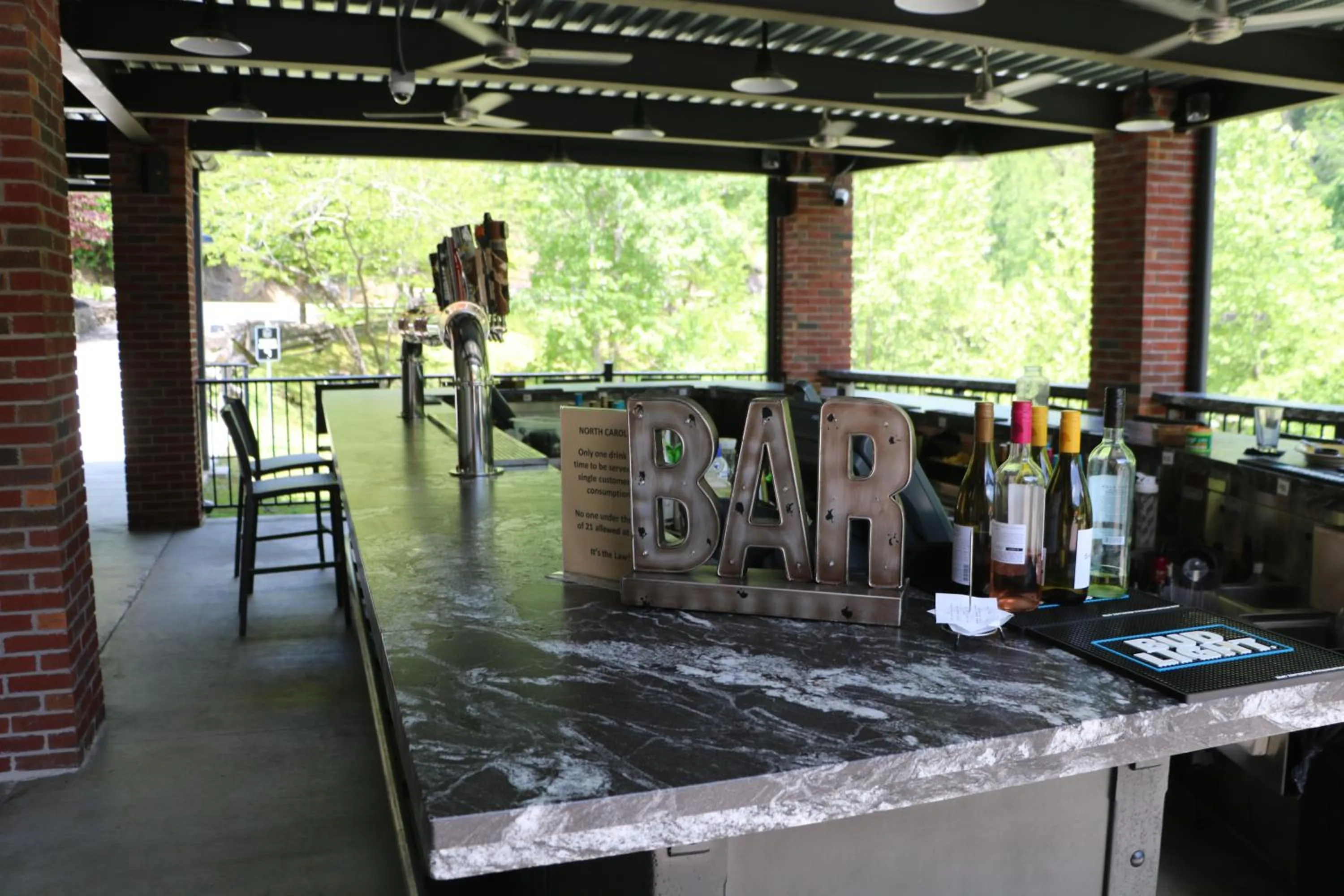 Drinks in Historic Tapoco Lodge Resort