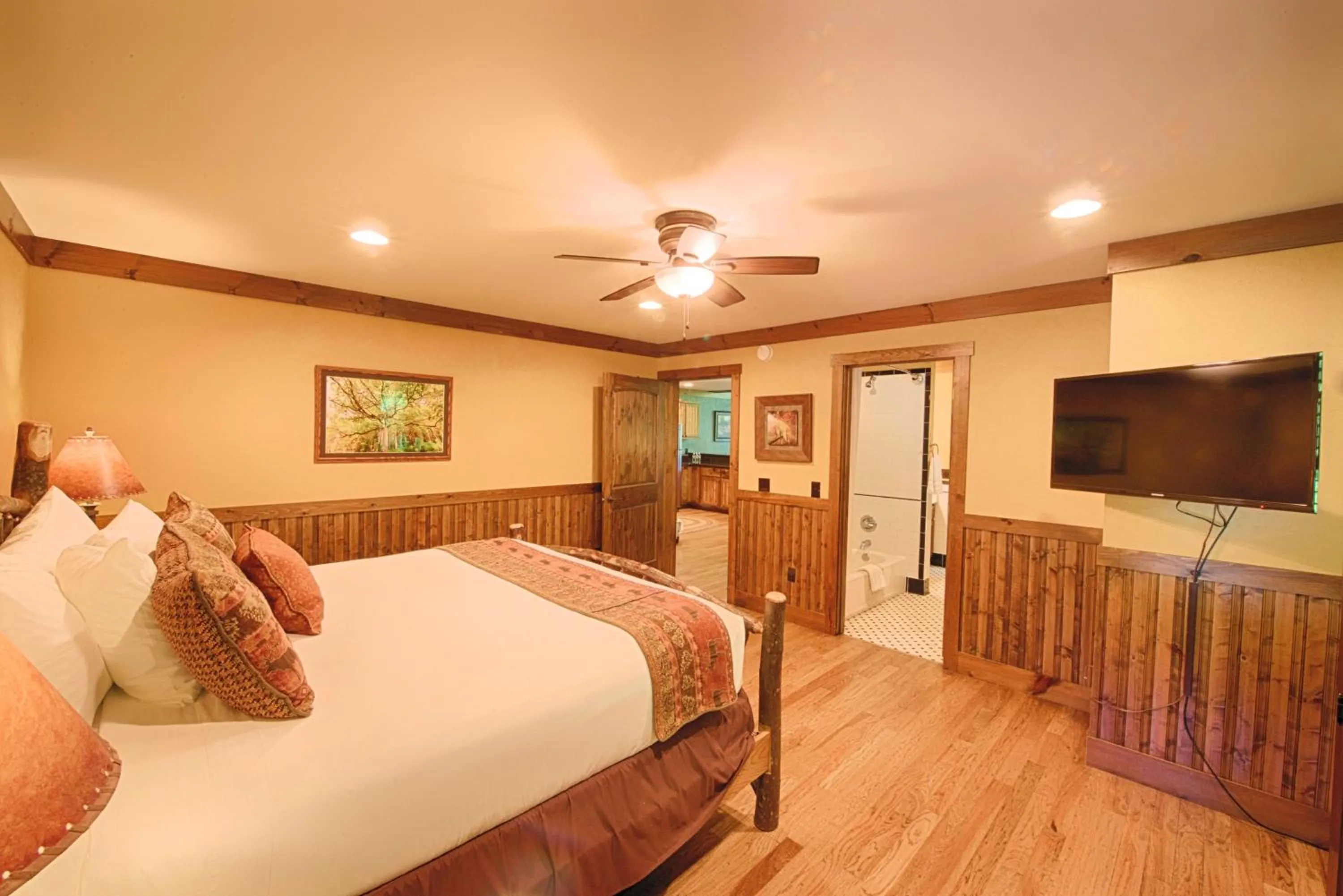 Bed in Historic Tapoco Lodge Resort