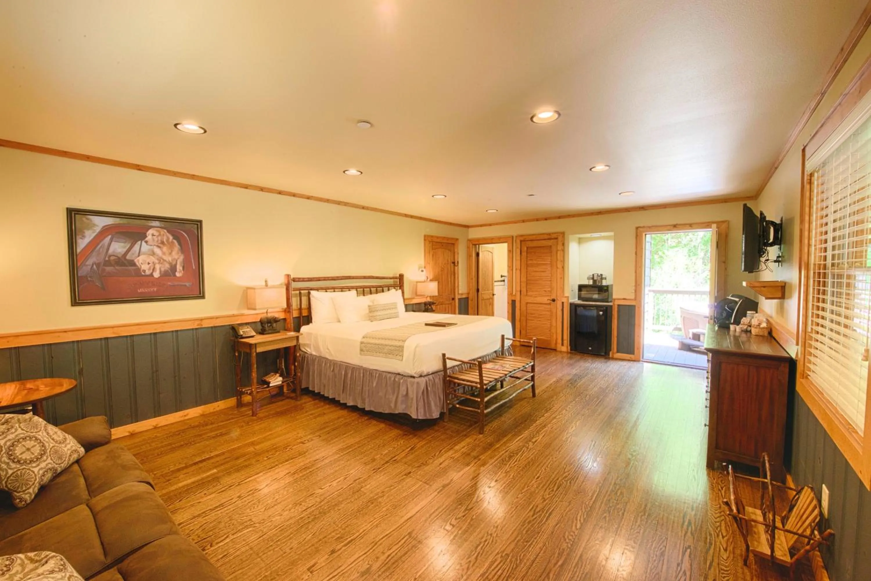 Bed in Historic Tapoco Lodge Resort