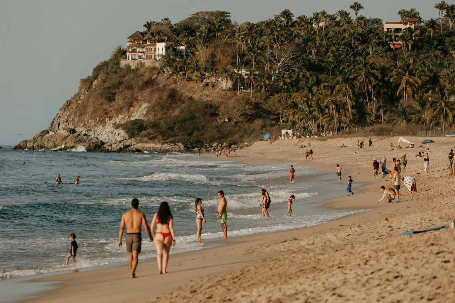 Beach in Maraica San Pancho Rooms