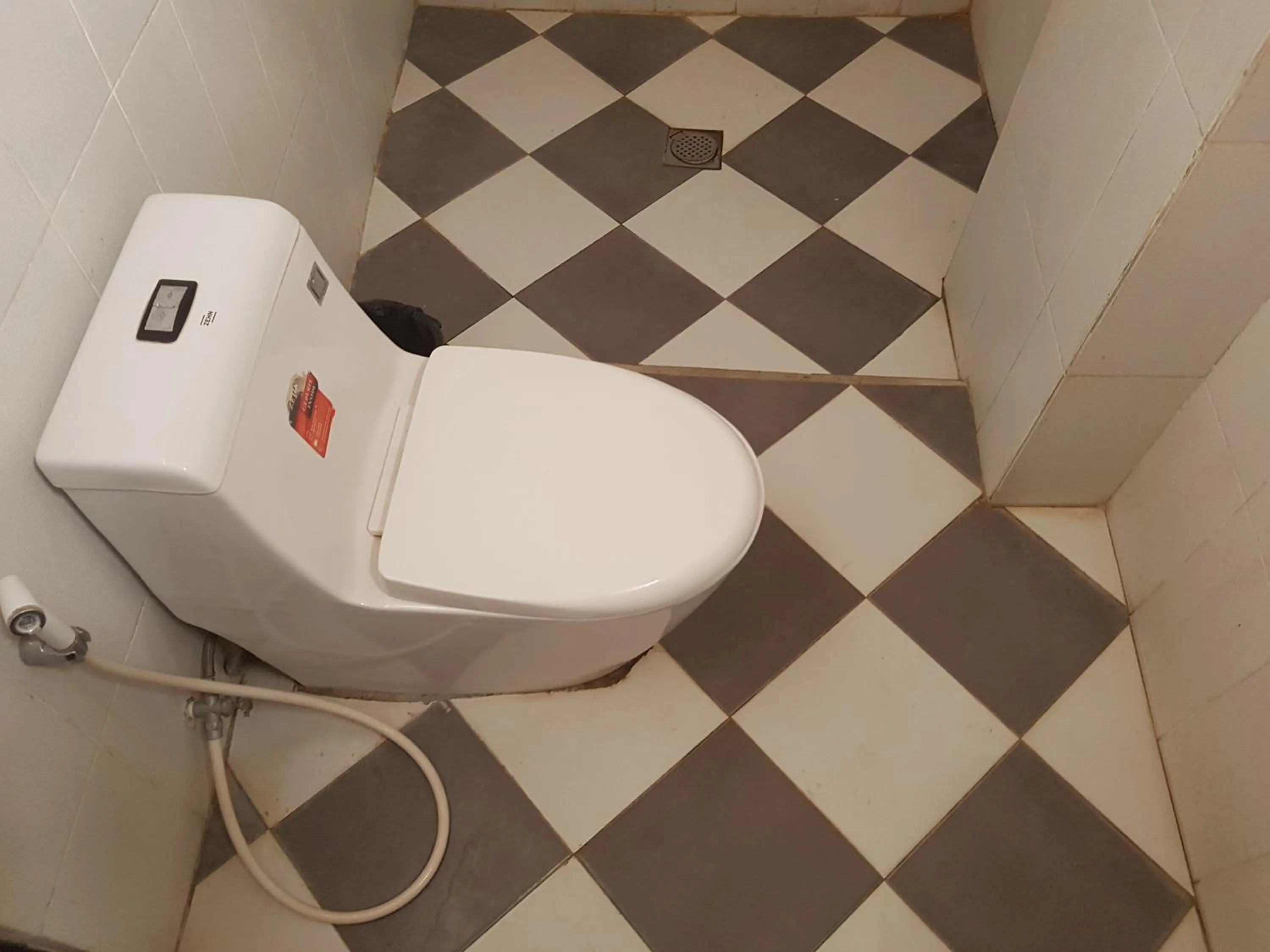 Toilet in Jaya Phita