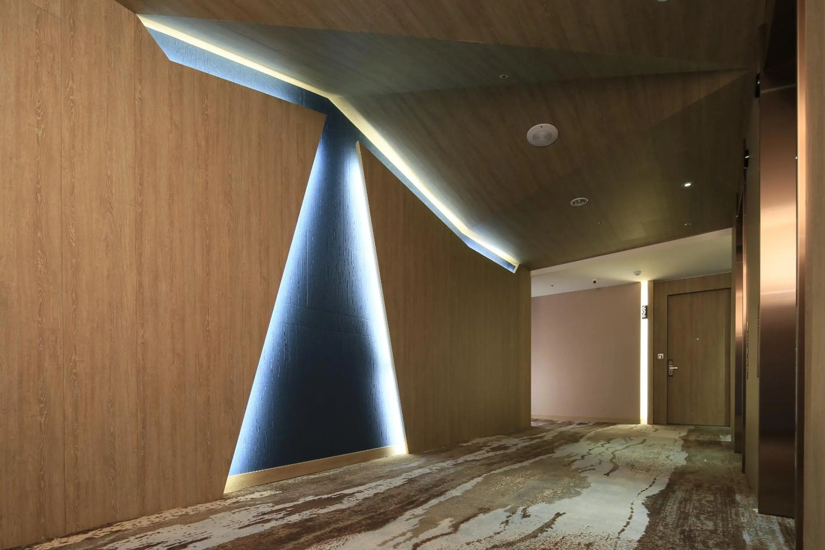 Other, Bed in South Urban Hotel