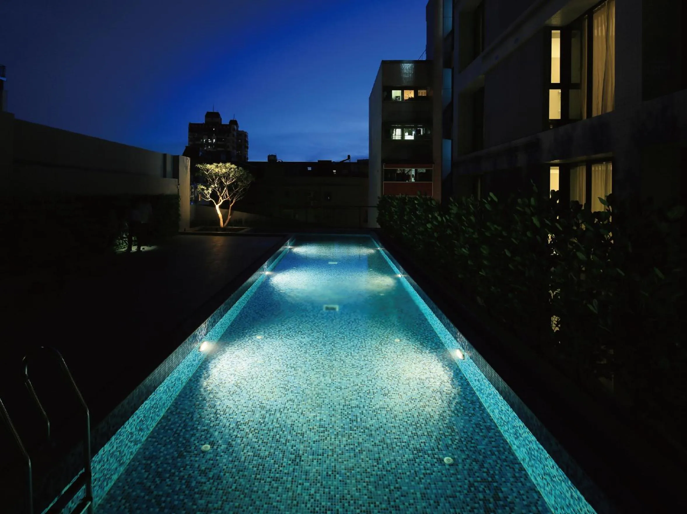 Swimming pool in South Urban Hotel