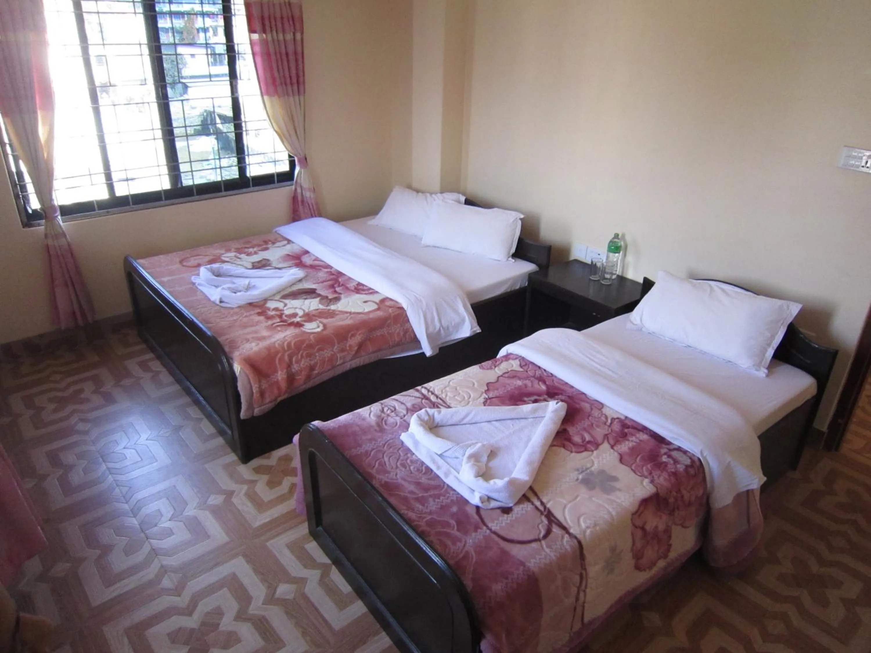 Photo of the whole room, Bed in Hotel Sunflower