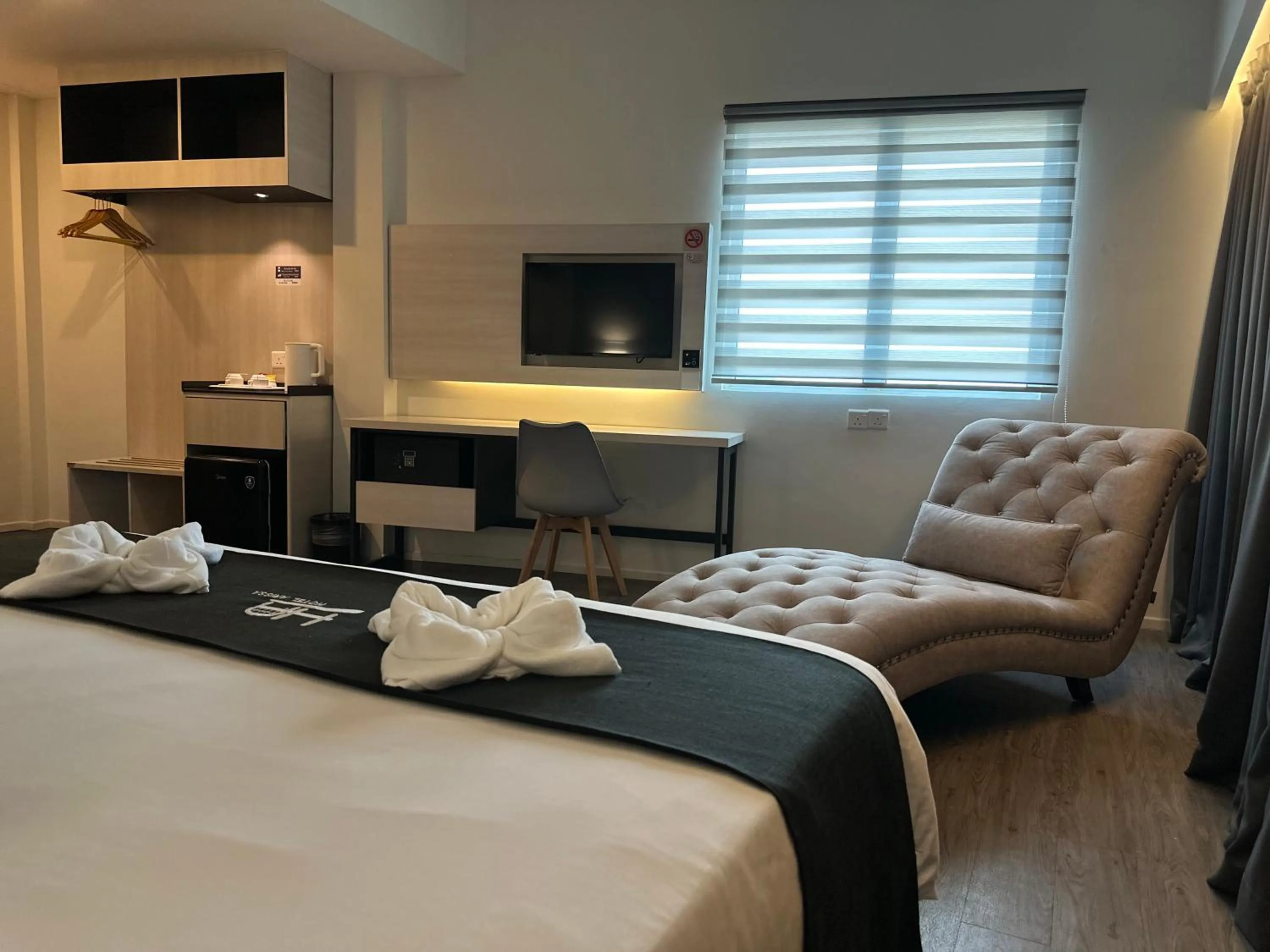 TV and multimedia, Bed in Hotel Arissa