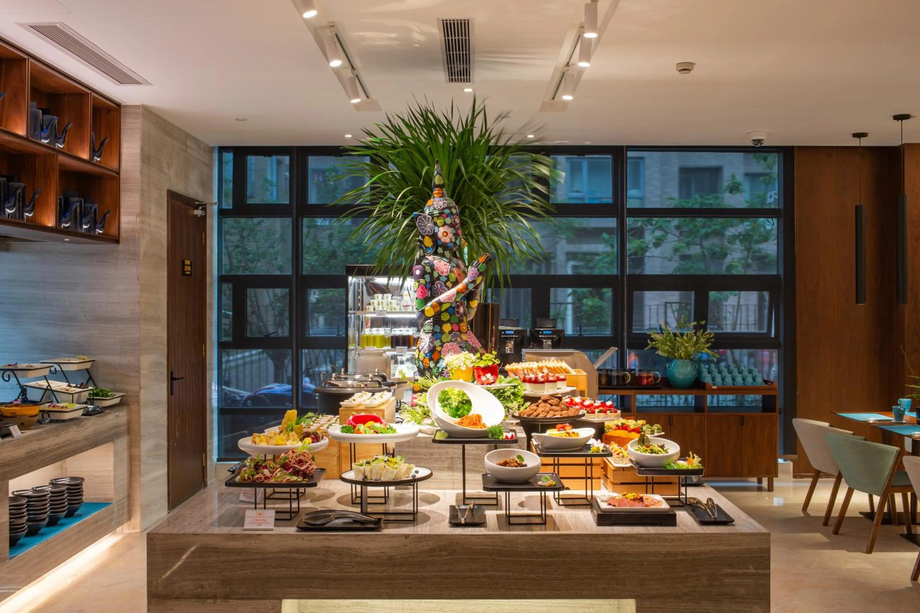 Restaurant/places to eat in SSAW Boutique Shanghai South Xuhui RiYueGuang