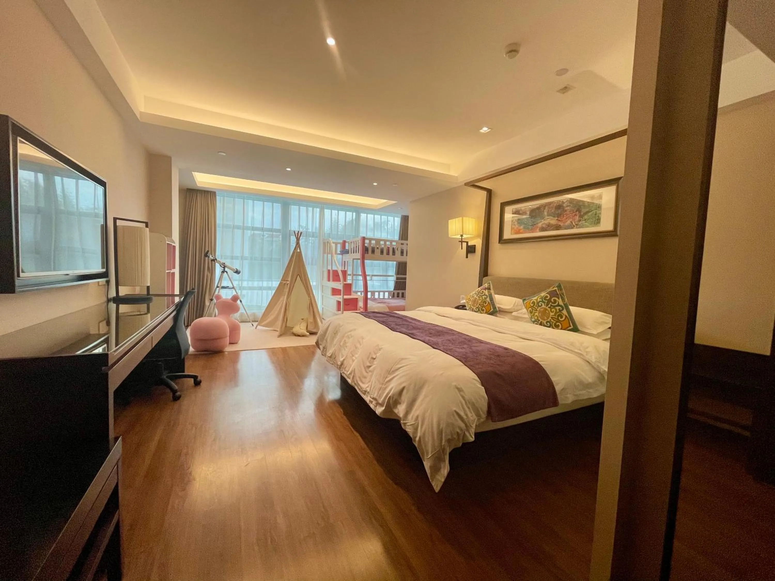 Photo of the whole room, Bed in SSAW Boutique Shanghai South Xuhui RiYueGuang