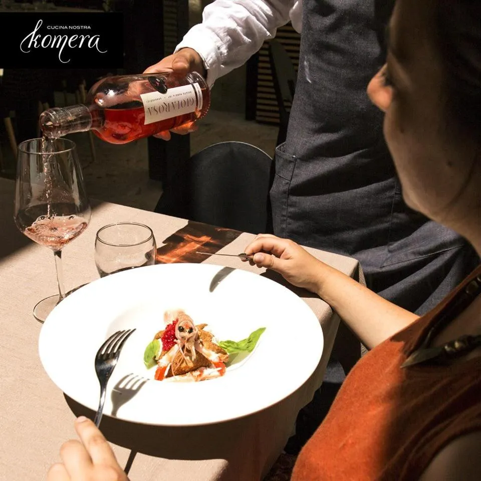 Restaurant/places to eat in Palazzo Kapece