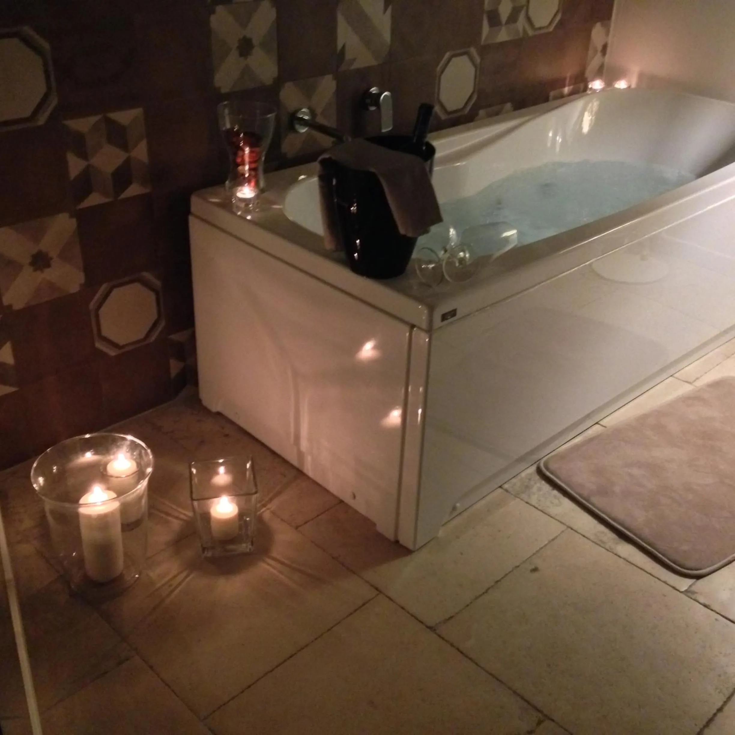 Hot Tub in Palazzo Kapece