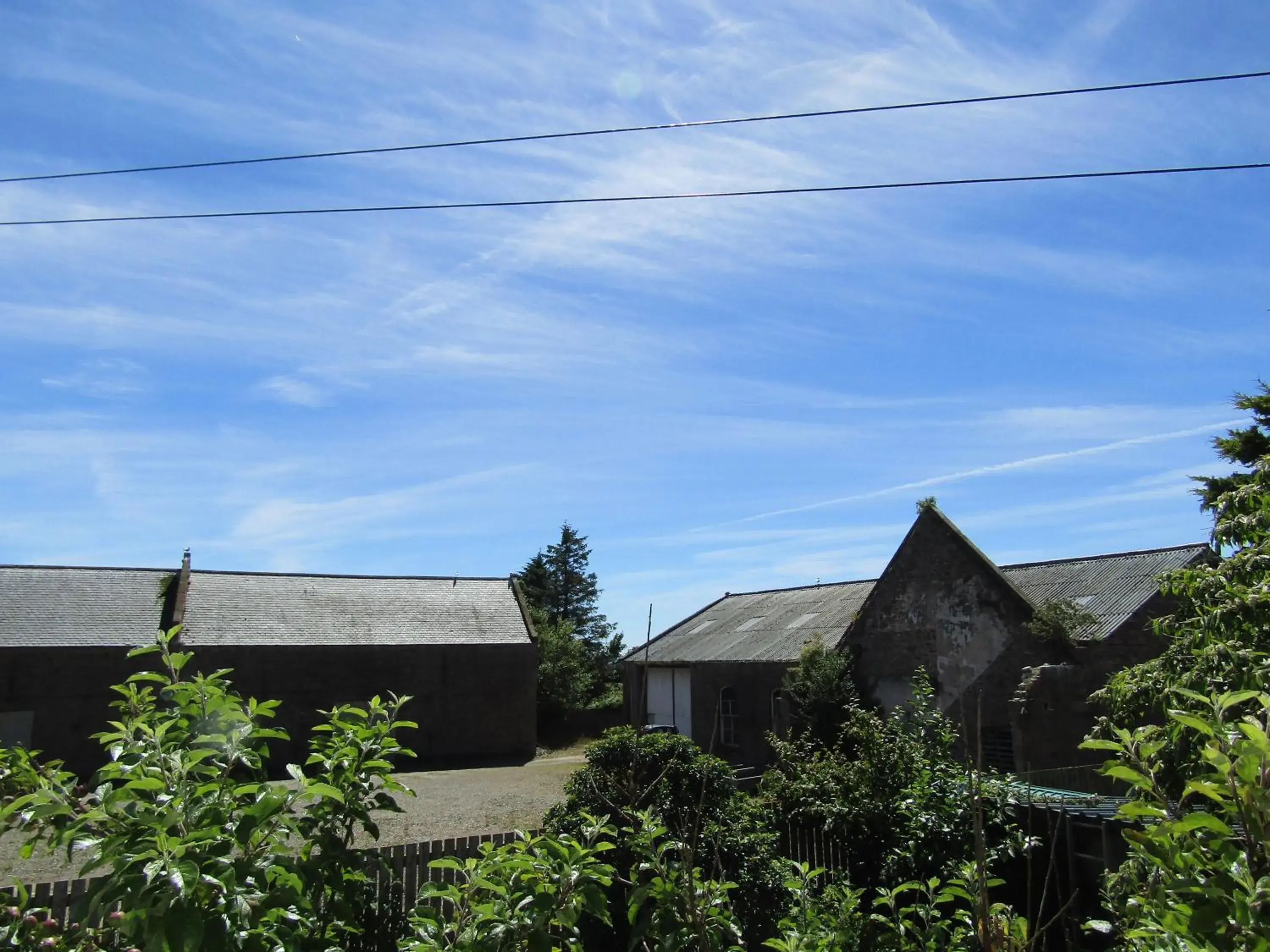 Budget Triple Room - single occupancy in The Crown Hotel Budget Triple Room - single occupancy in The Crown Hotel