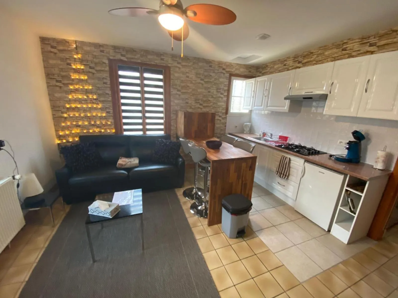 Kitchen or kitchenette in Les plantous de Severo