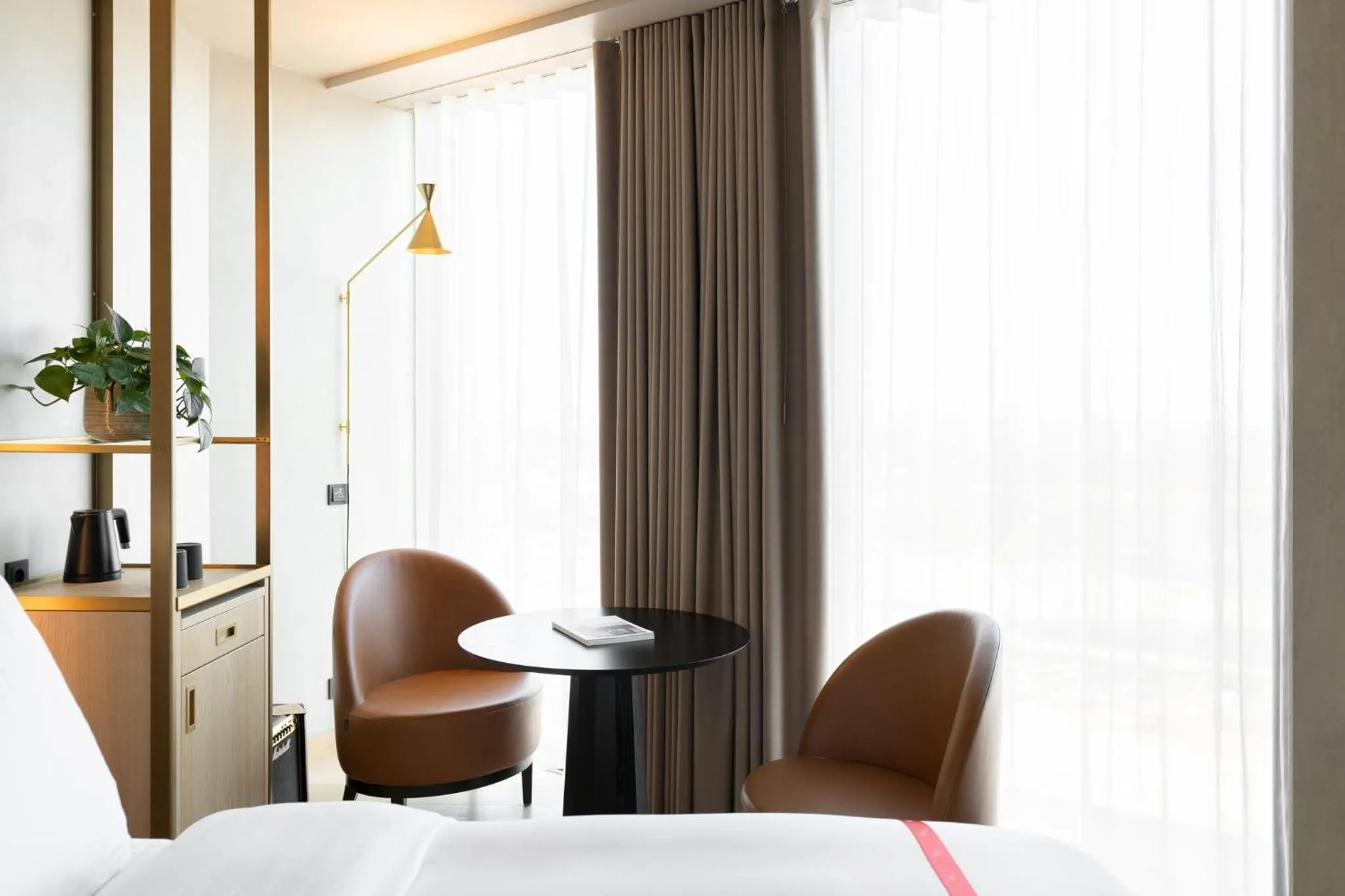 Property building, Bed in Ruby Emma Hotel Amsterdam