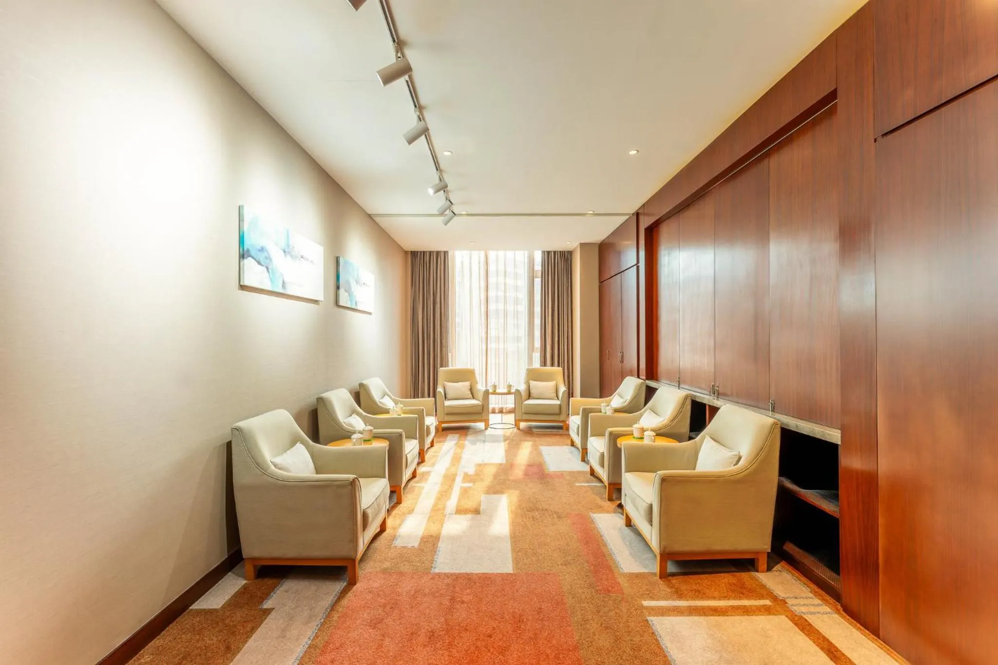 Meeting/conference room in Holiday Inn Neijiang Riverside by IHG