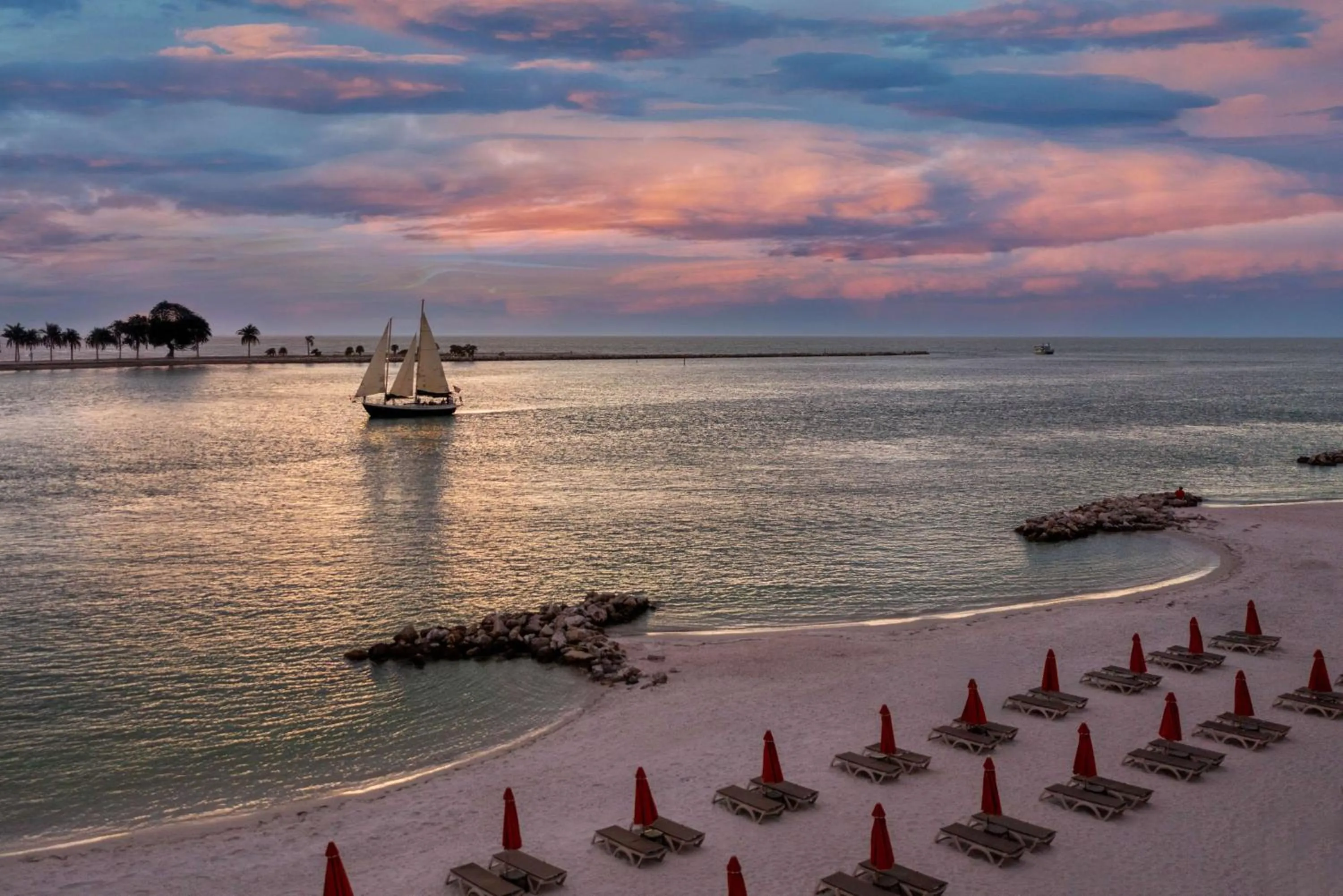 Beach in Hampton Inn and Suites Clearwater Beach