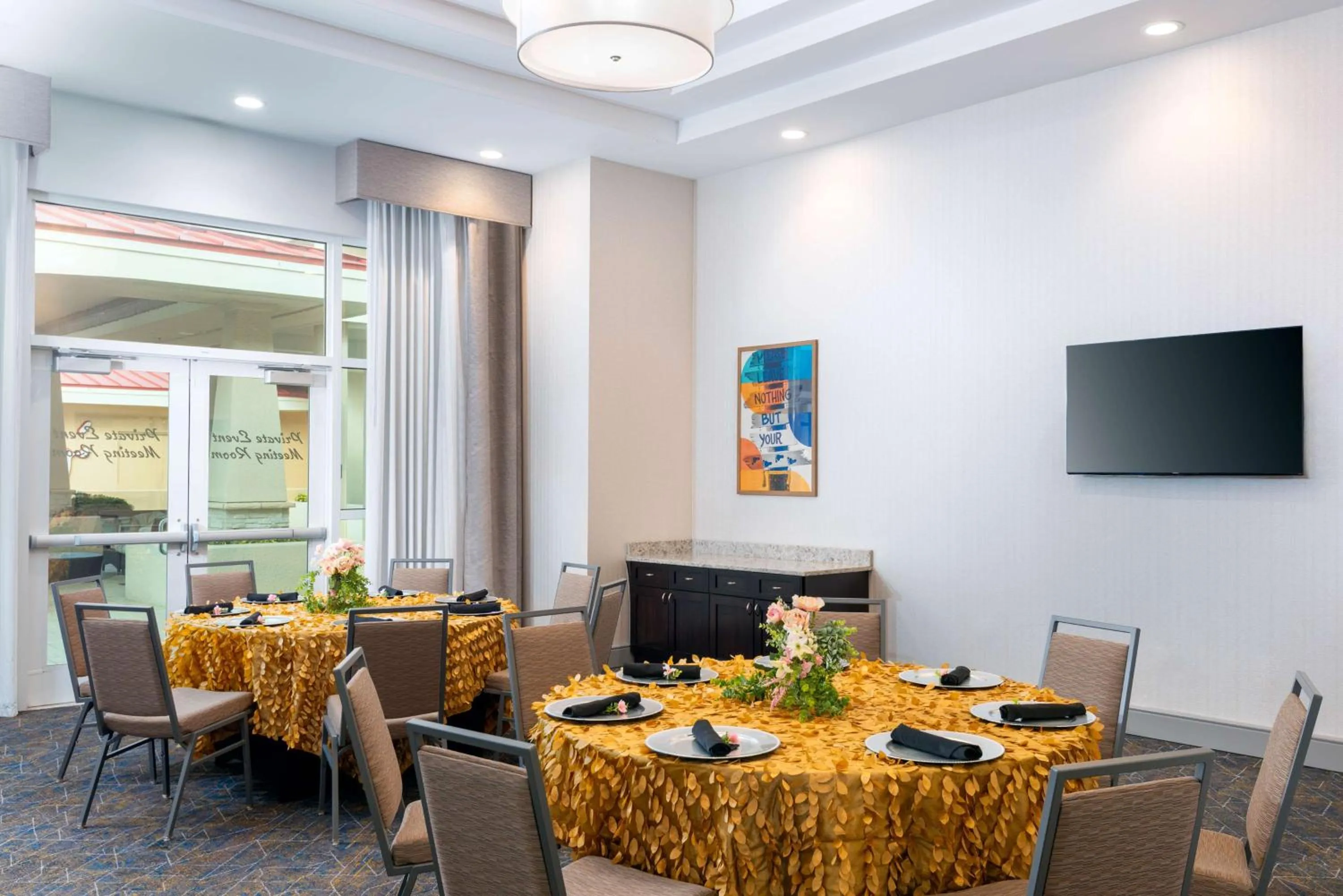 Meeting/conference room in Hampton Inn and Suites Clearwater Beach