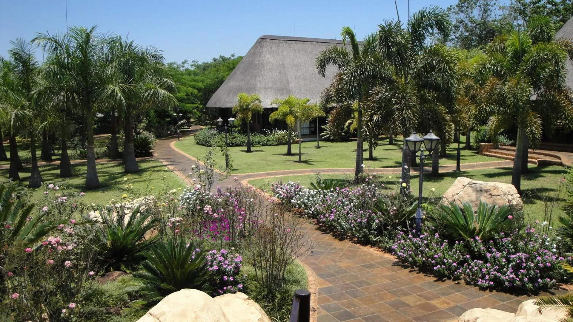 Summerfield Botanical Garden & Exclusive Resort