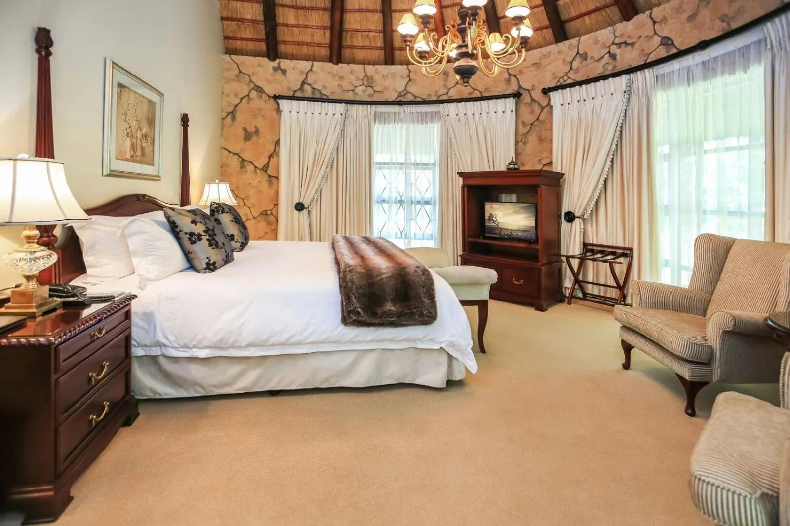Bed in Summerfield Botanical Garden & Exclusive Resort