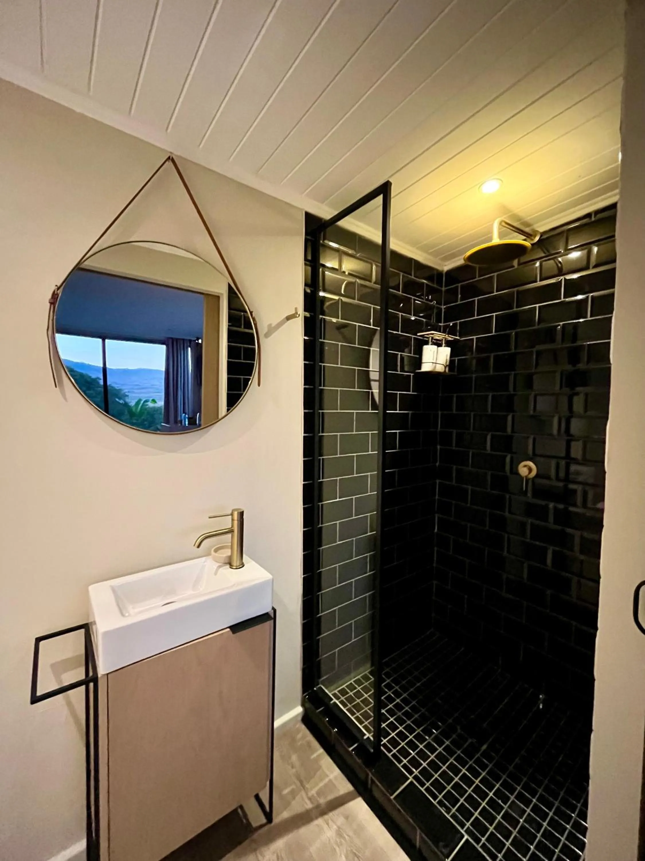 Summerfield Botanical Garden & Exclusive Resort