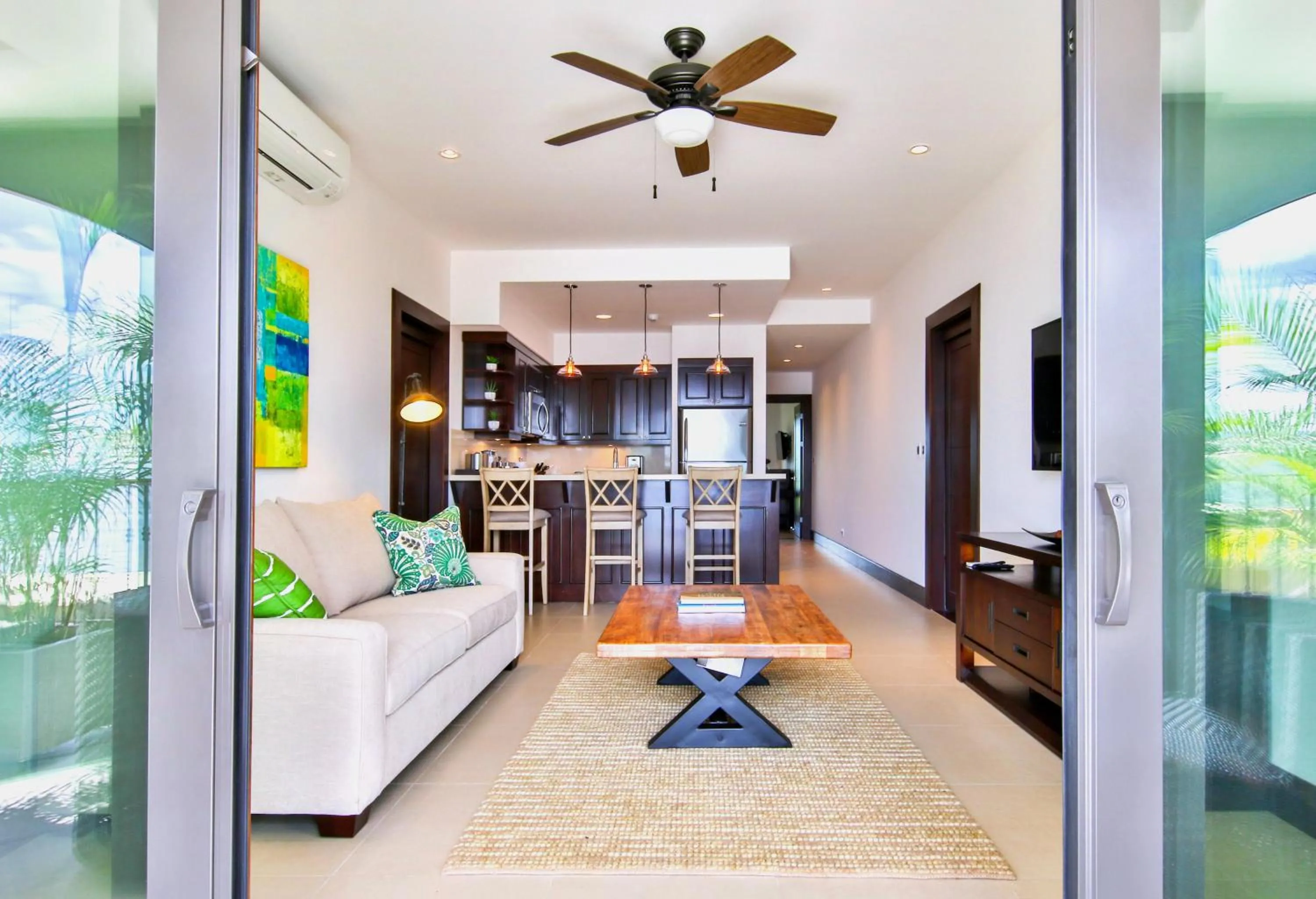 Living room in 360 Splendor Del Pacifico Residences