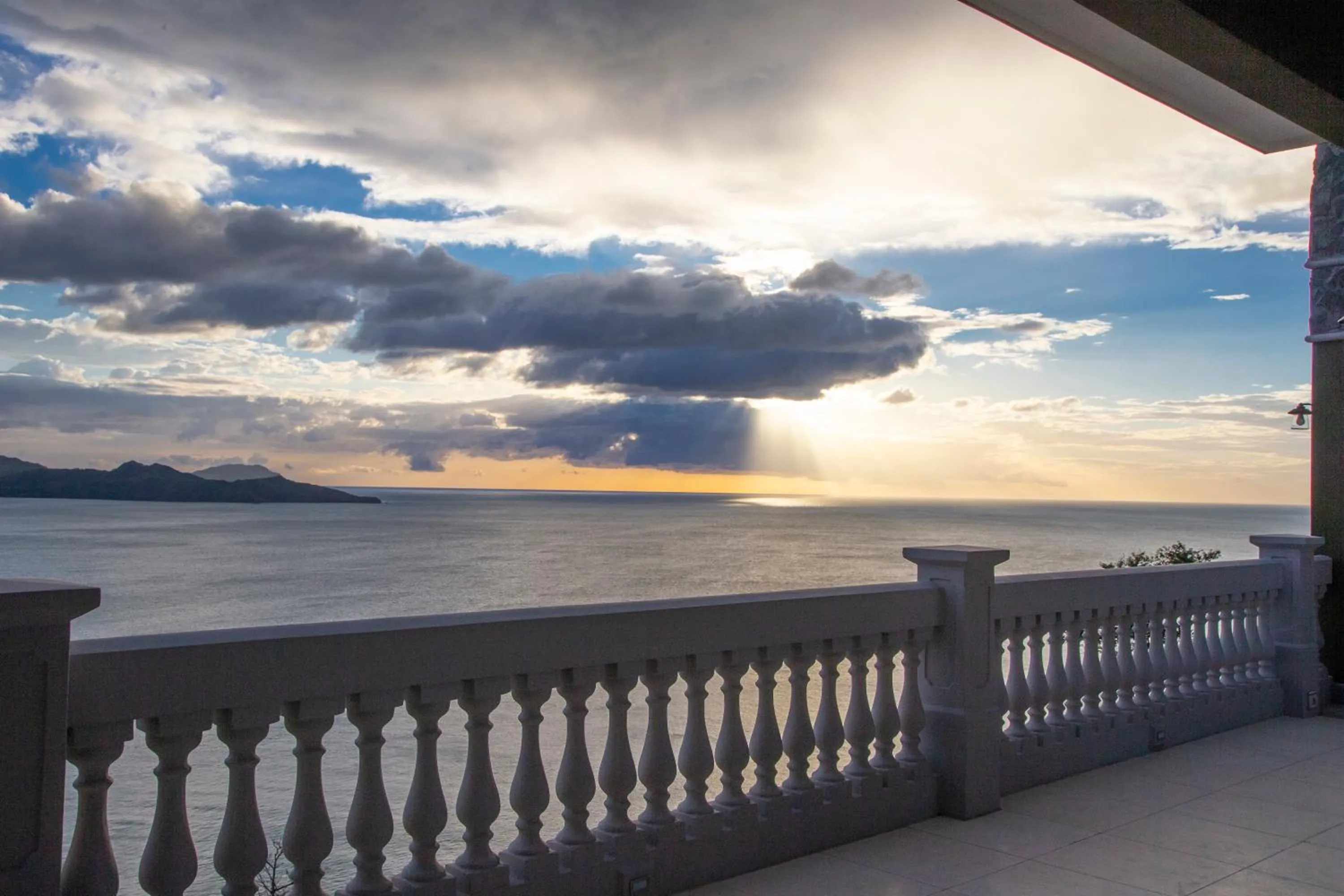 Sea view in 360 Splendor Del Pacifico Residences