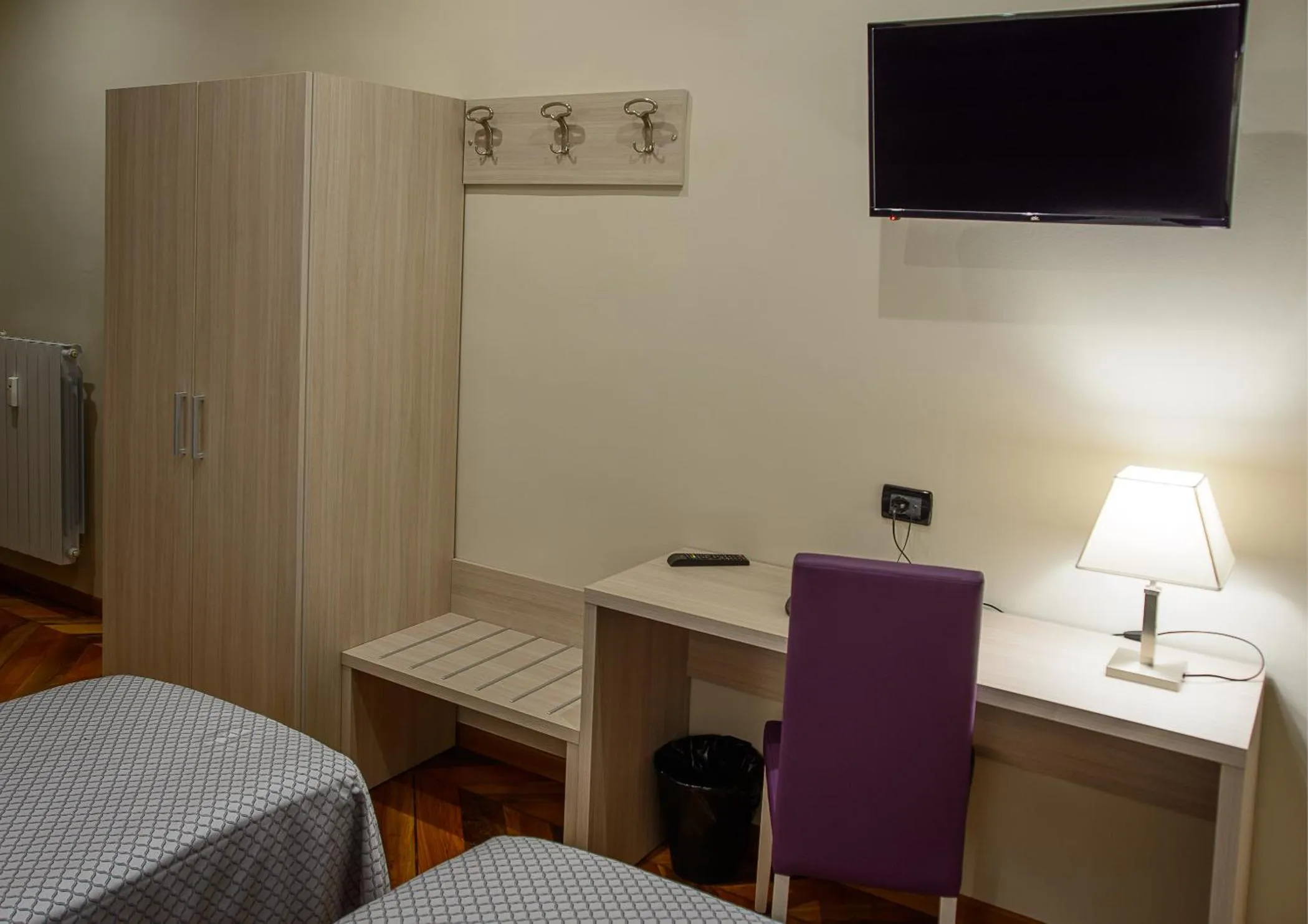 Photo of the whole room, Bed in Hotel Torino Porta Susa