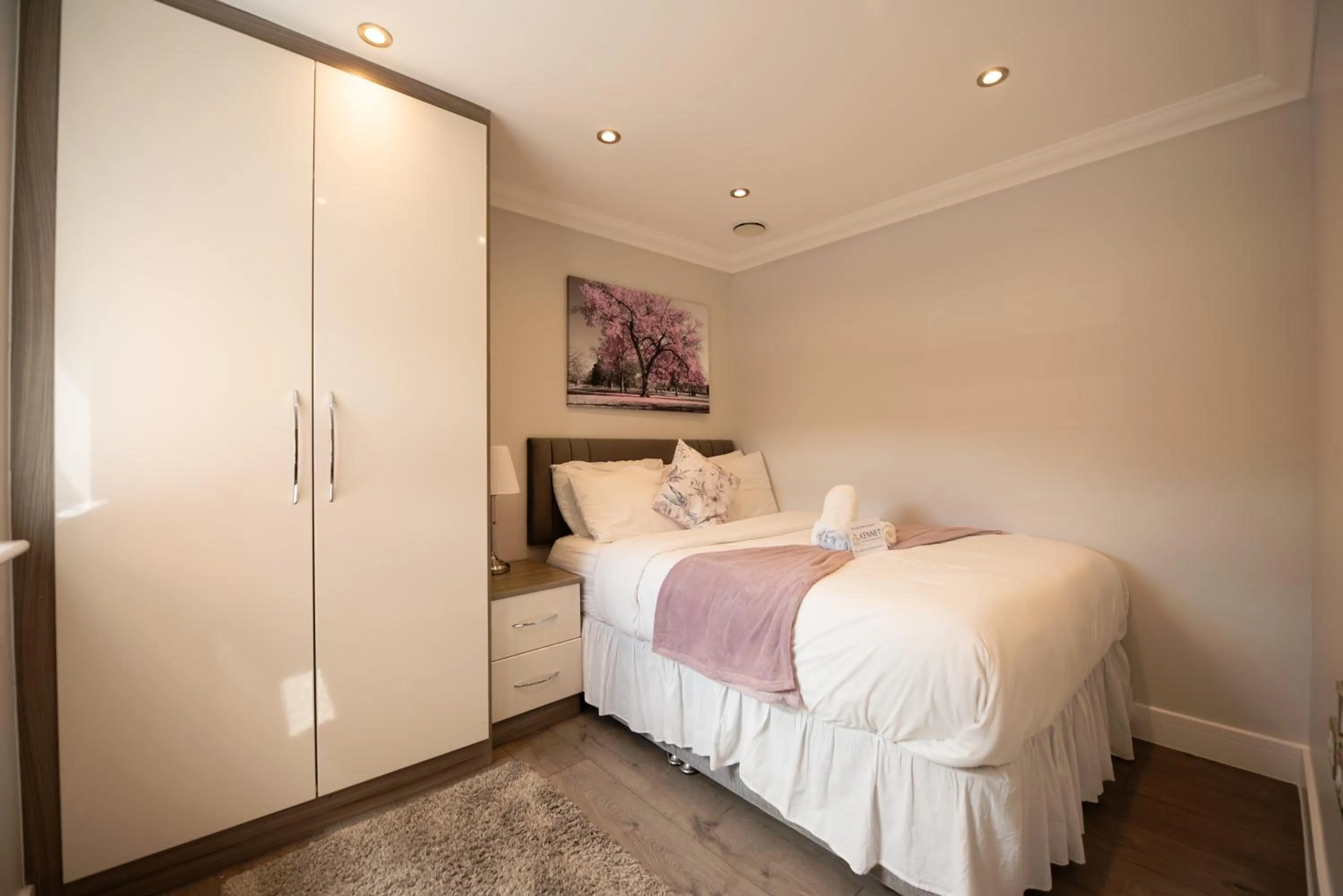 Bed in Malthouse Court