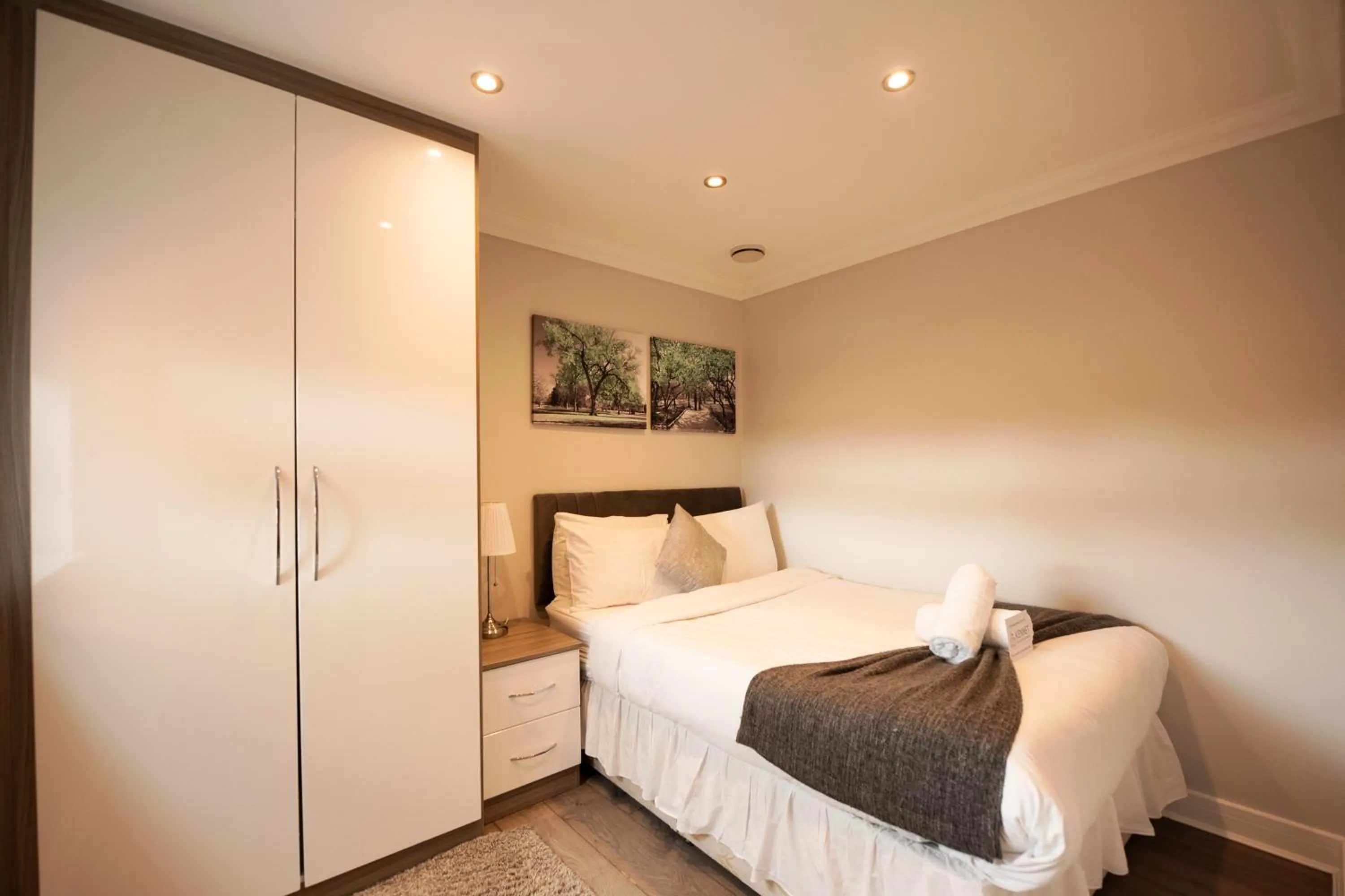 Bed in Malthouse Court