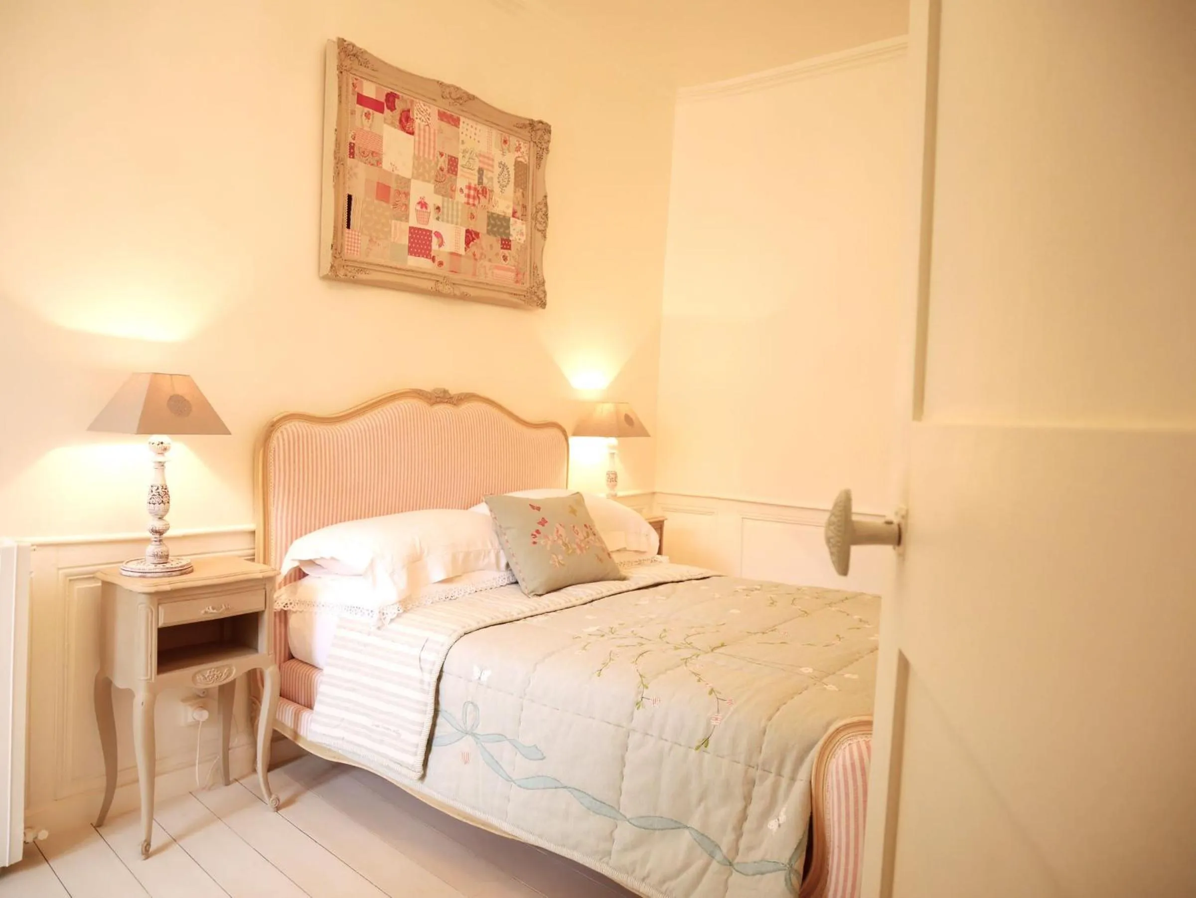 Decorative detail in L'Arbre D'Ange