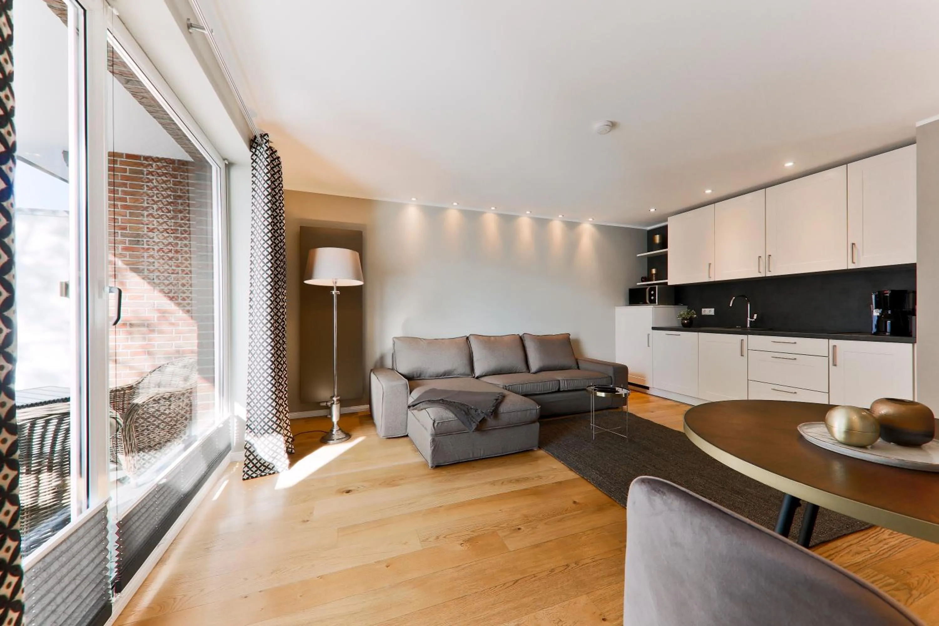 Kitchen or kitchenette in Astra Maris Apartments