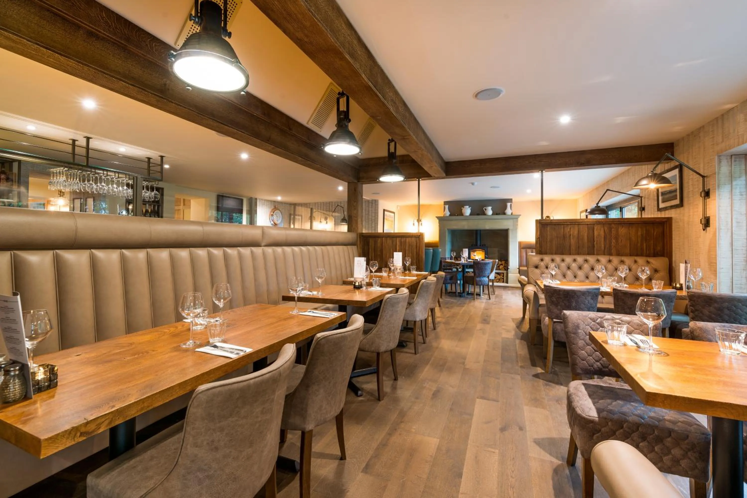 Restaurant/places to eat in Forest