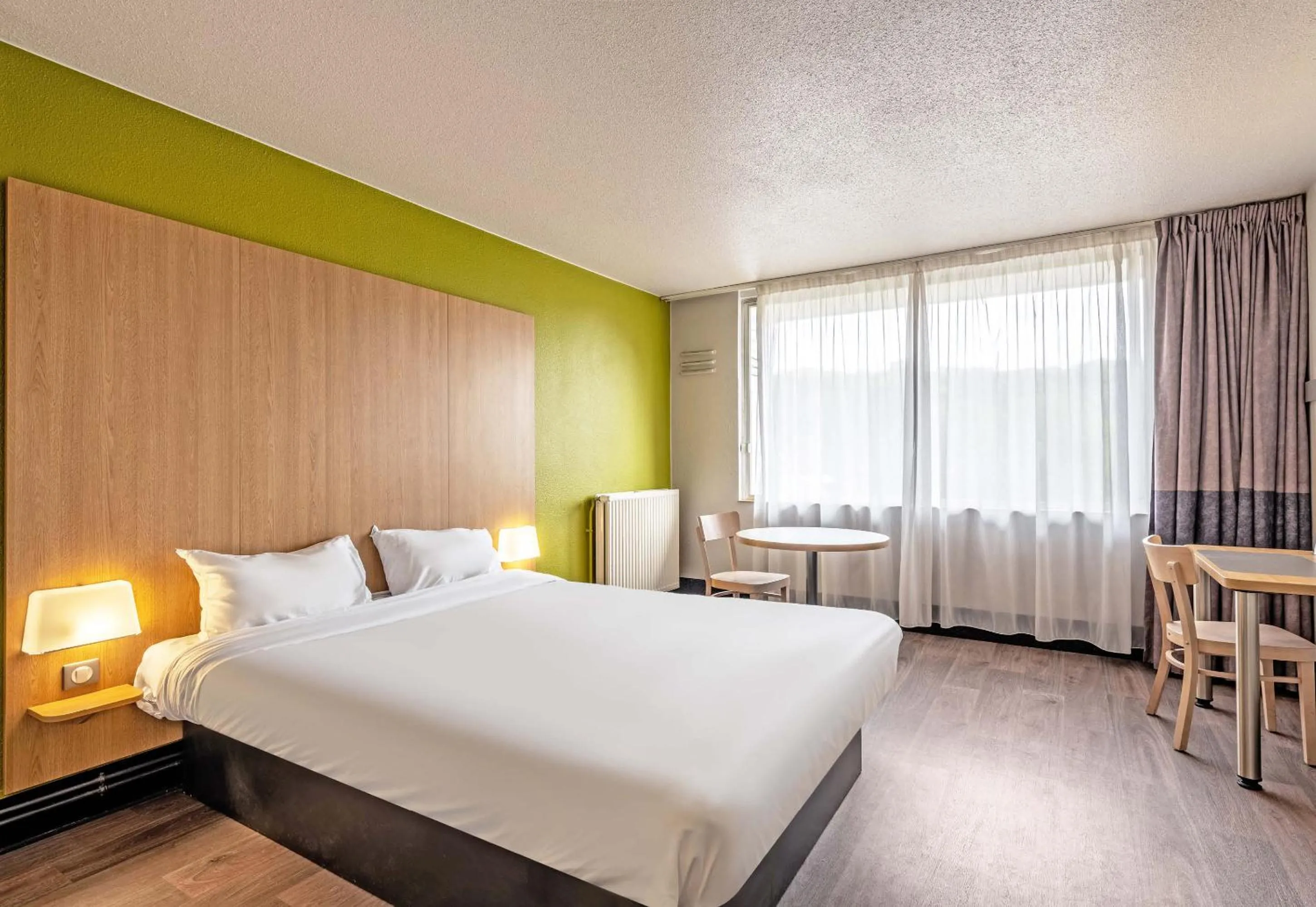 Bedroom, Bed in B&B HOTEL Quimper Sud Bénodet