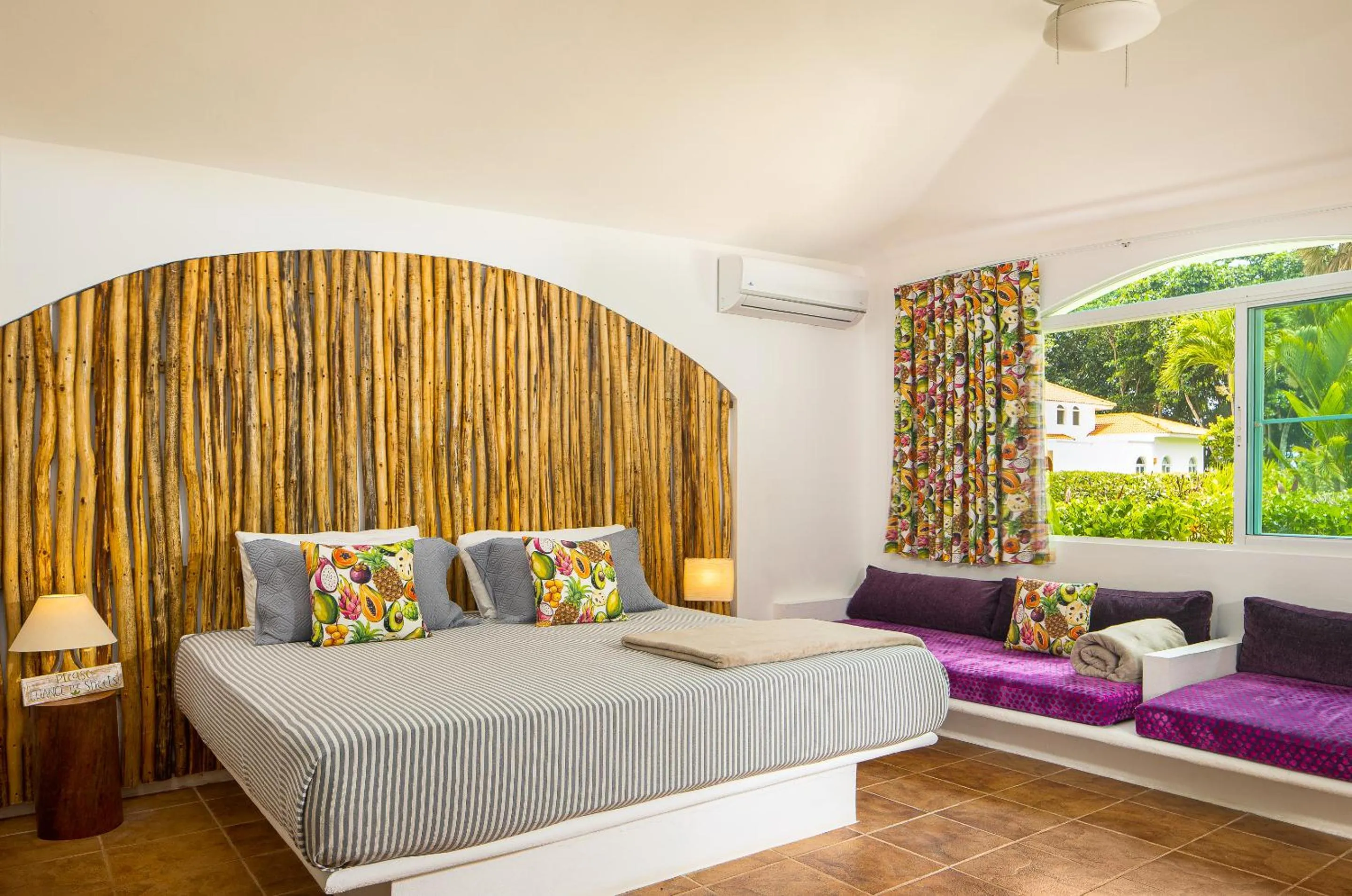 Bedroom, Bed in El Encuentro Surf Lodge