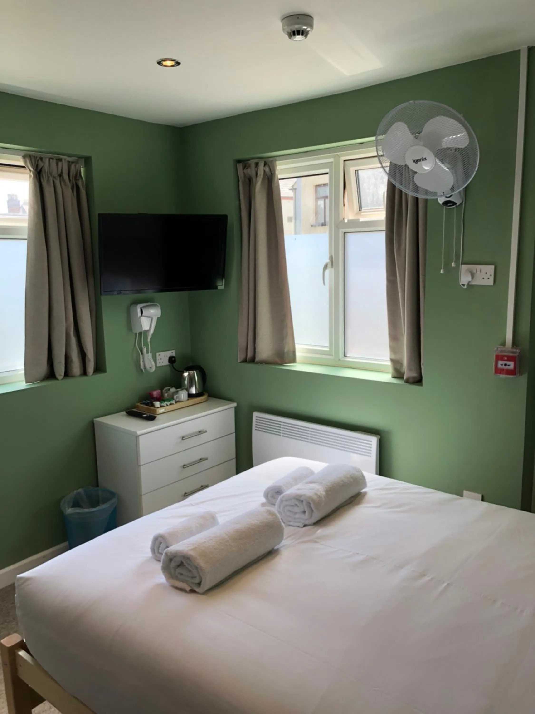 TV and multimedia, Bed in WiseStay