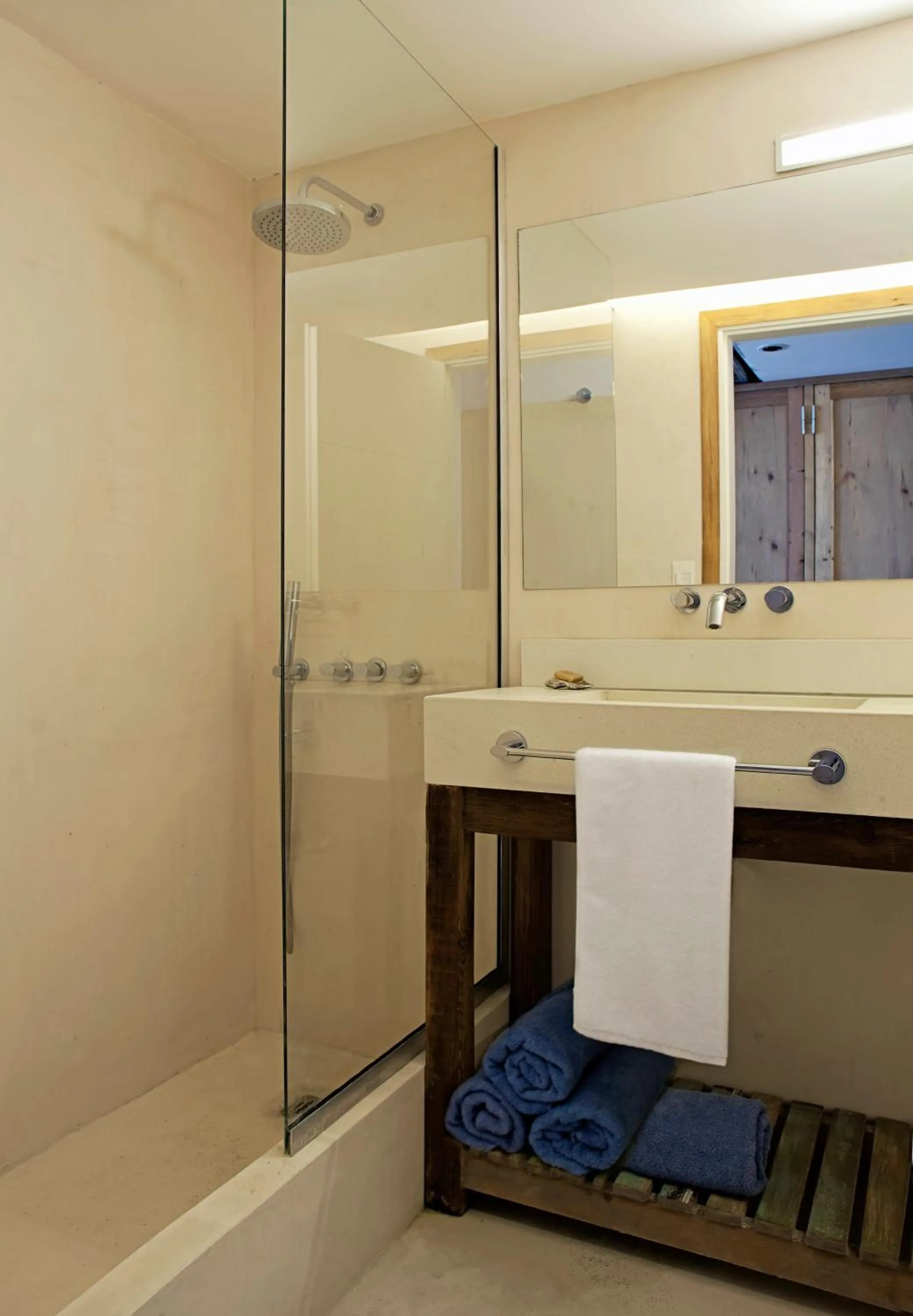 Bathroom in Rayentray Océano