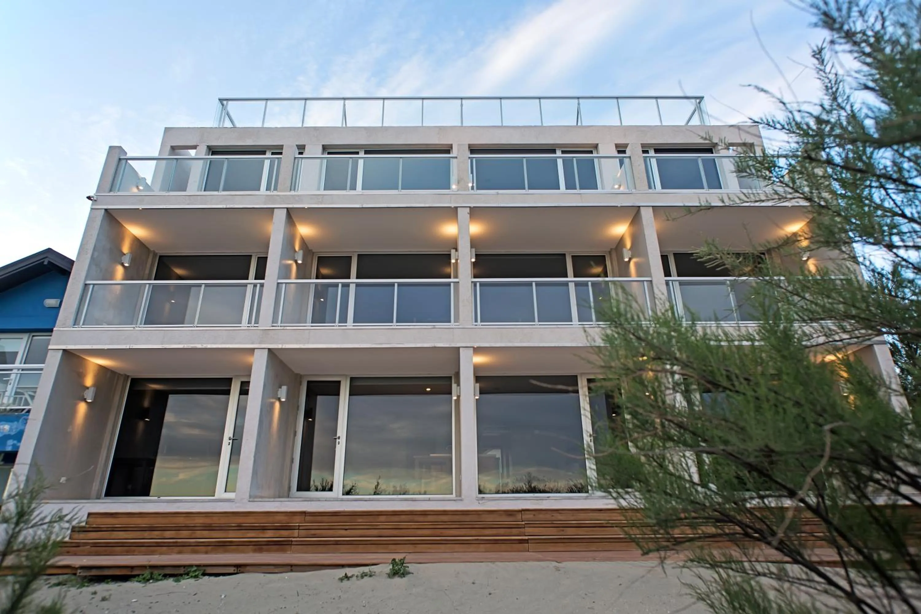 Facade/entrance in Rayentray Océano