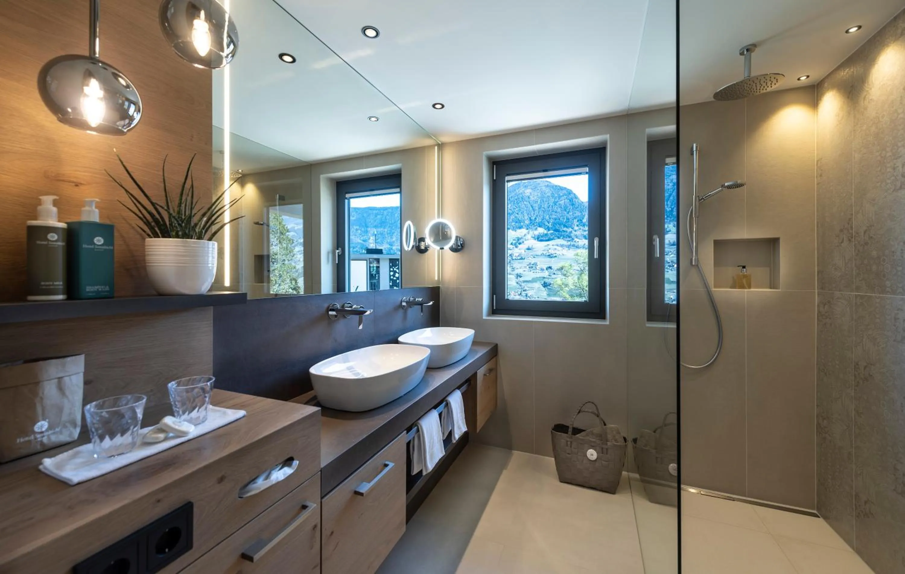 Bathroom in Hotel Sonnbichl