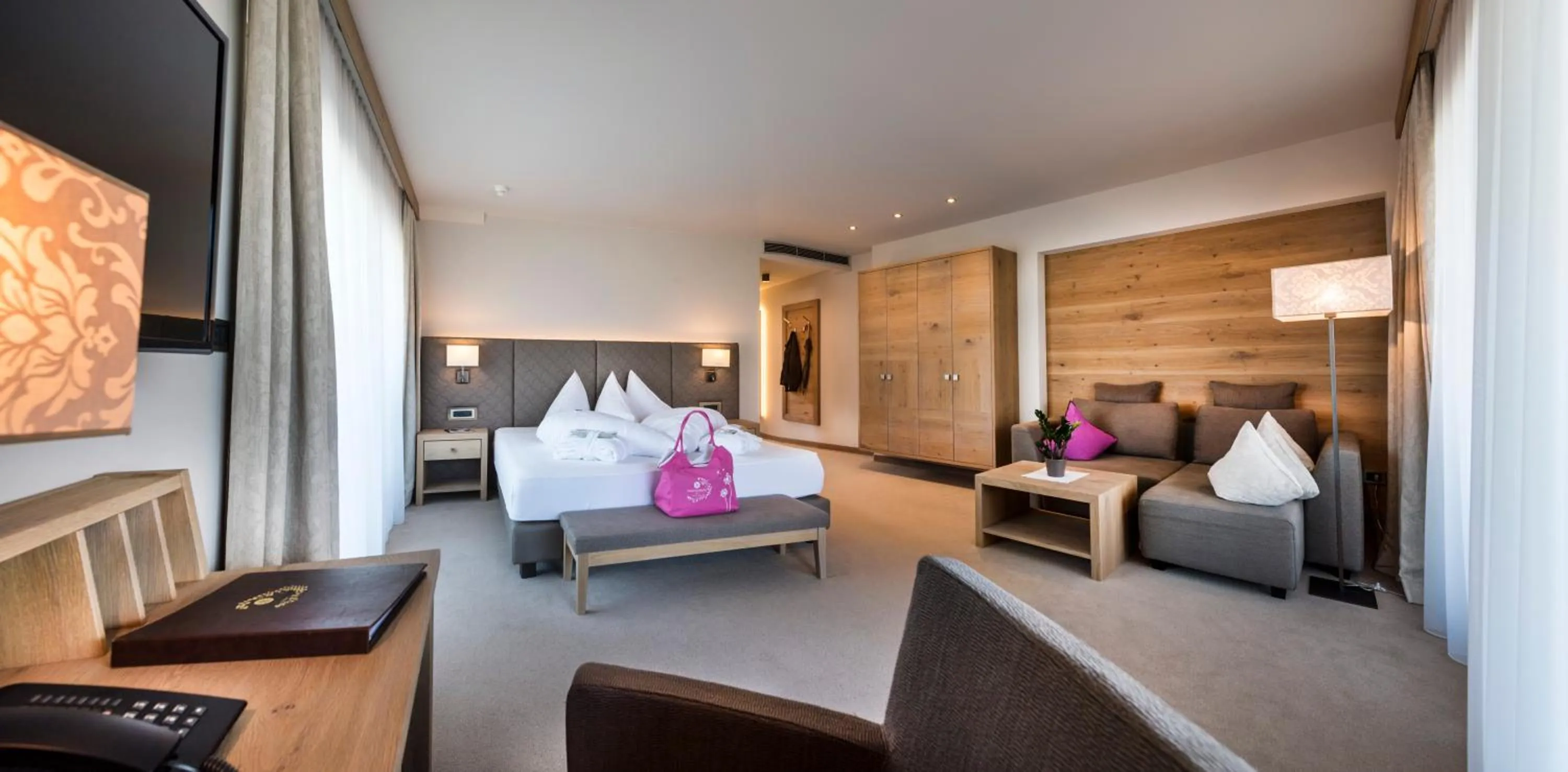 Bed in Hotel Sonnbichl