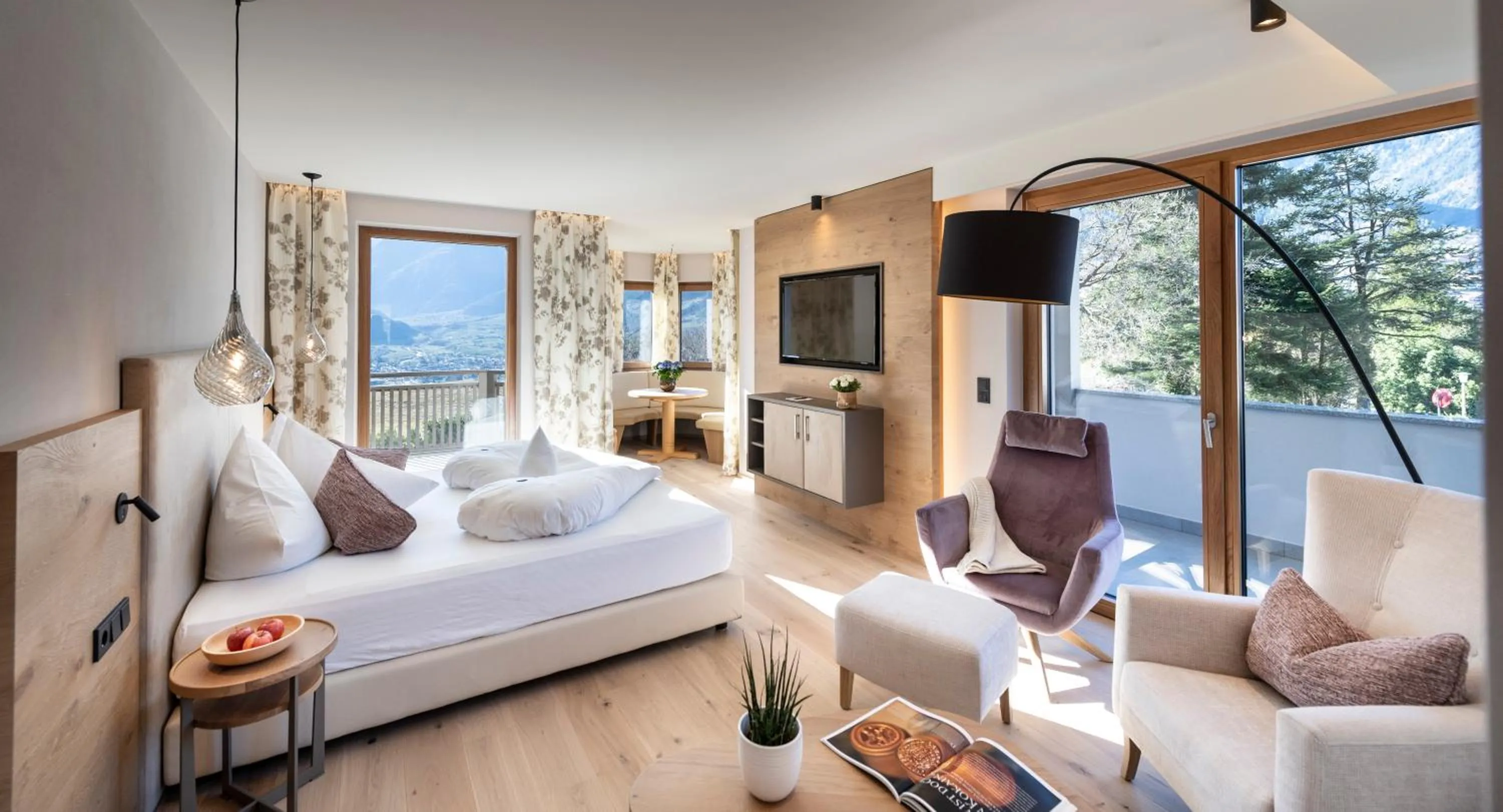 Bedroom, Bed in Hotel Sonnbichl