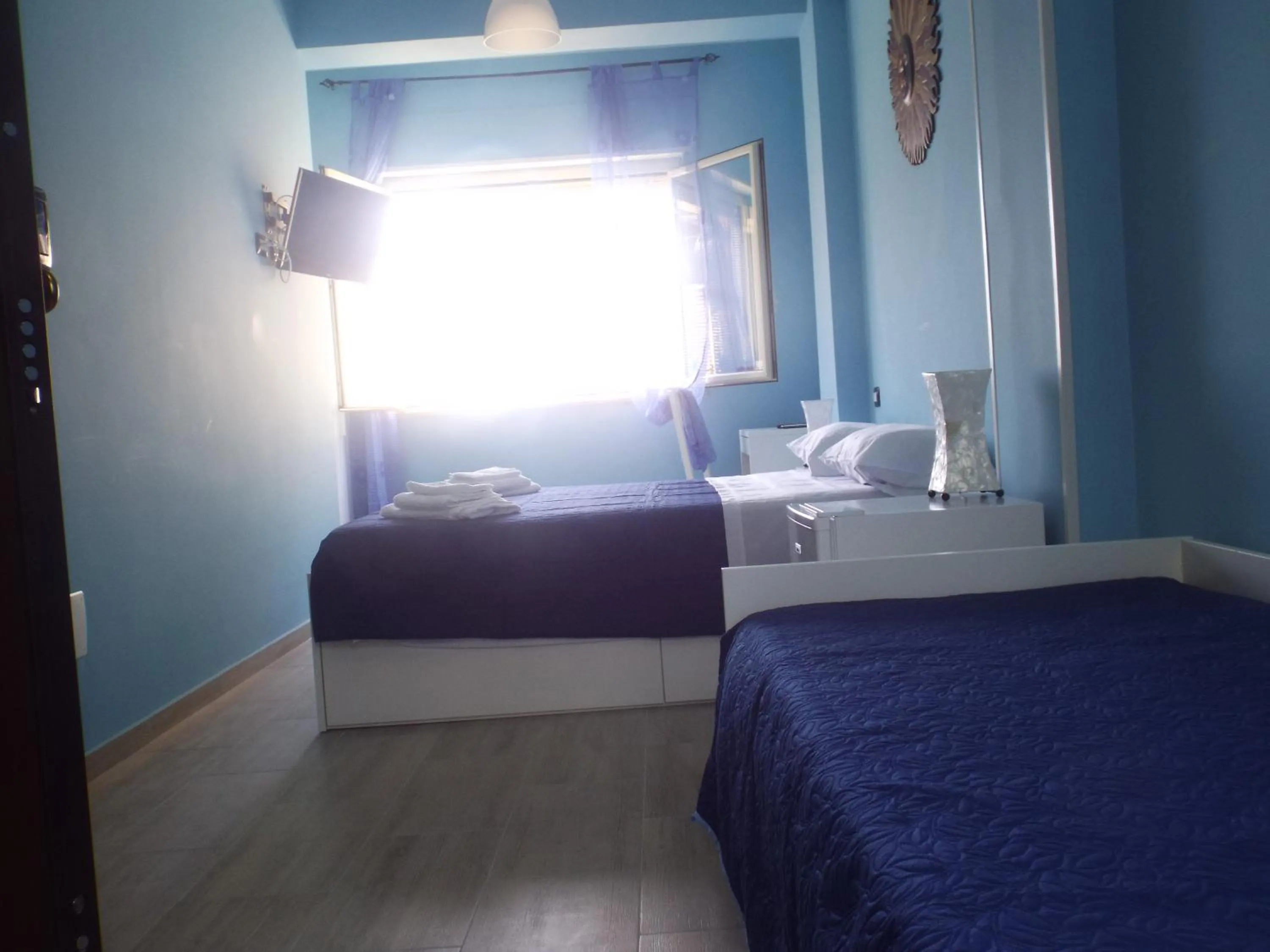 Bed in veranda sul mare