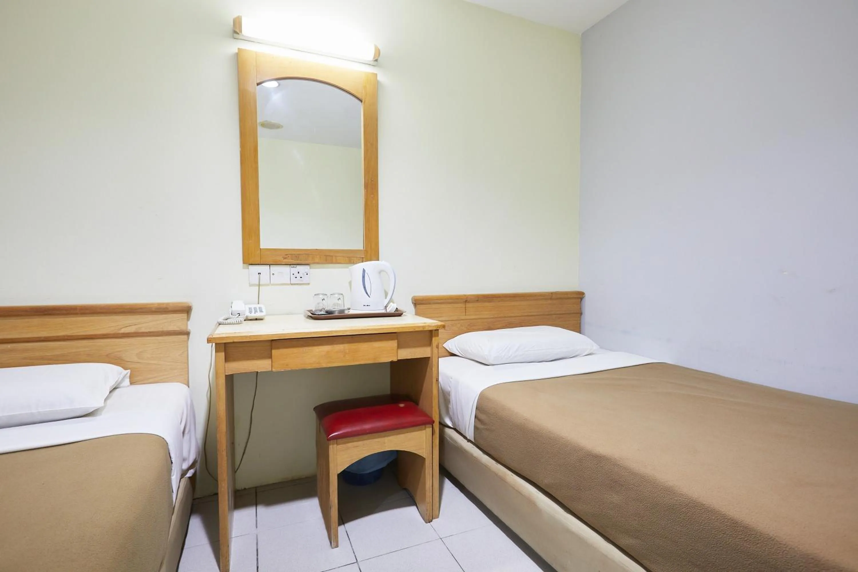 Bedroom, Bed in Tang City Hotel, Petaling Street, Merdeka PNB 118 Tower