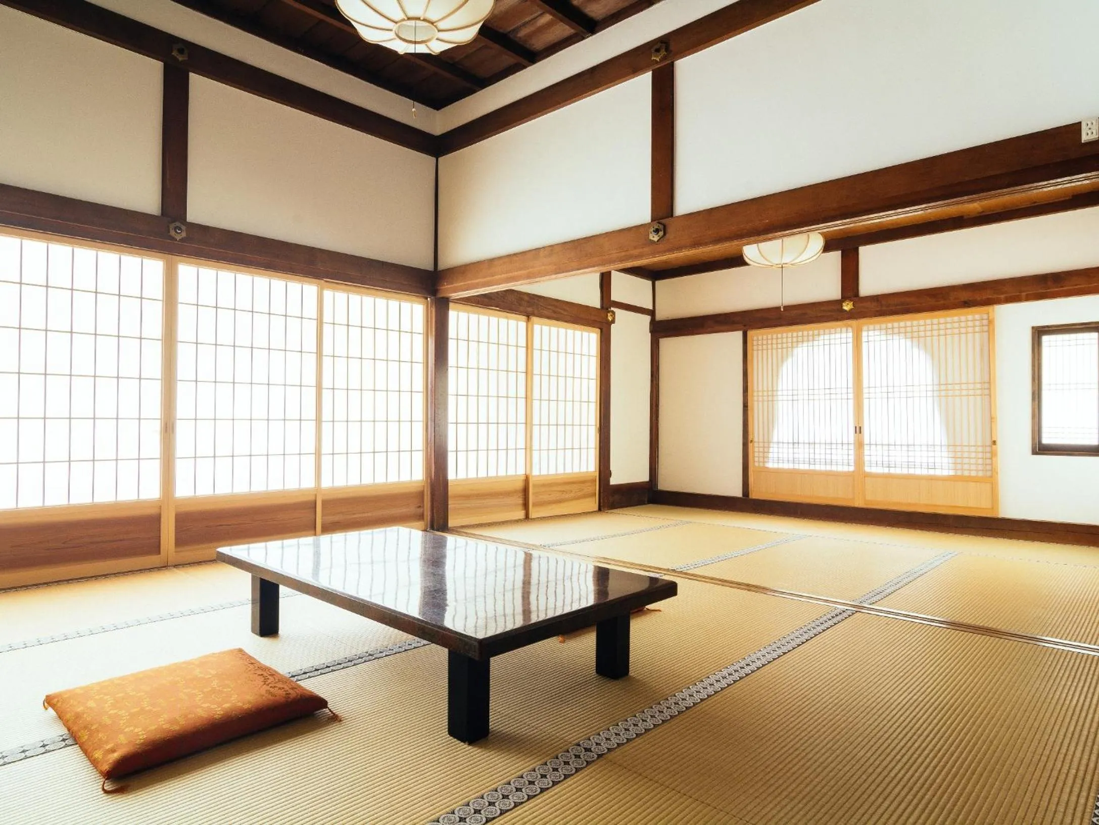 Photo of the whole room in Koyasan Shukubo Jokiin