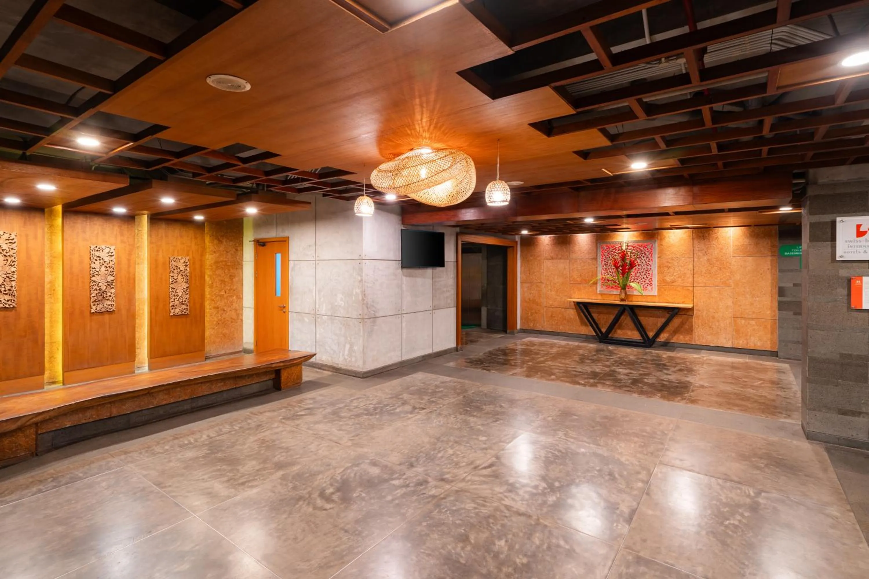 Property building in Swiss-Belexpress Kuta Legian