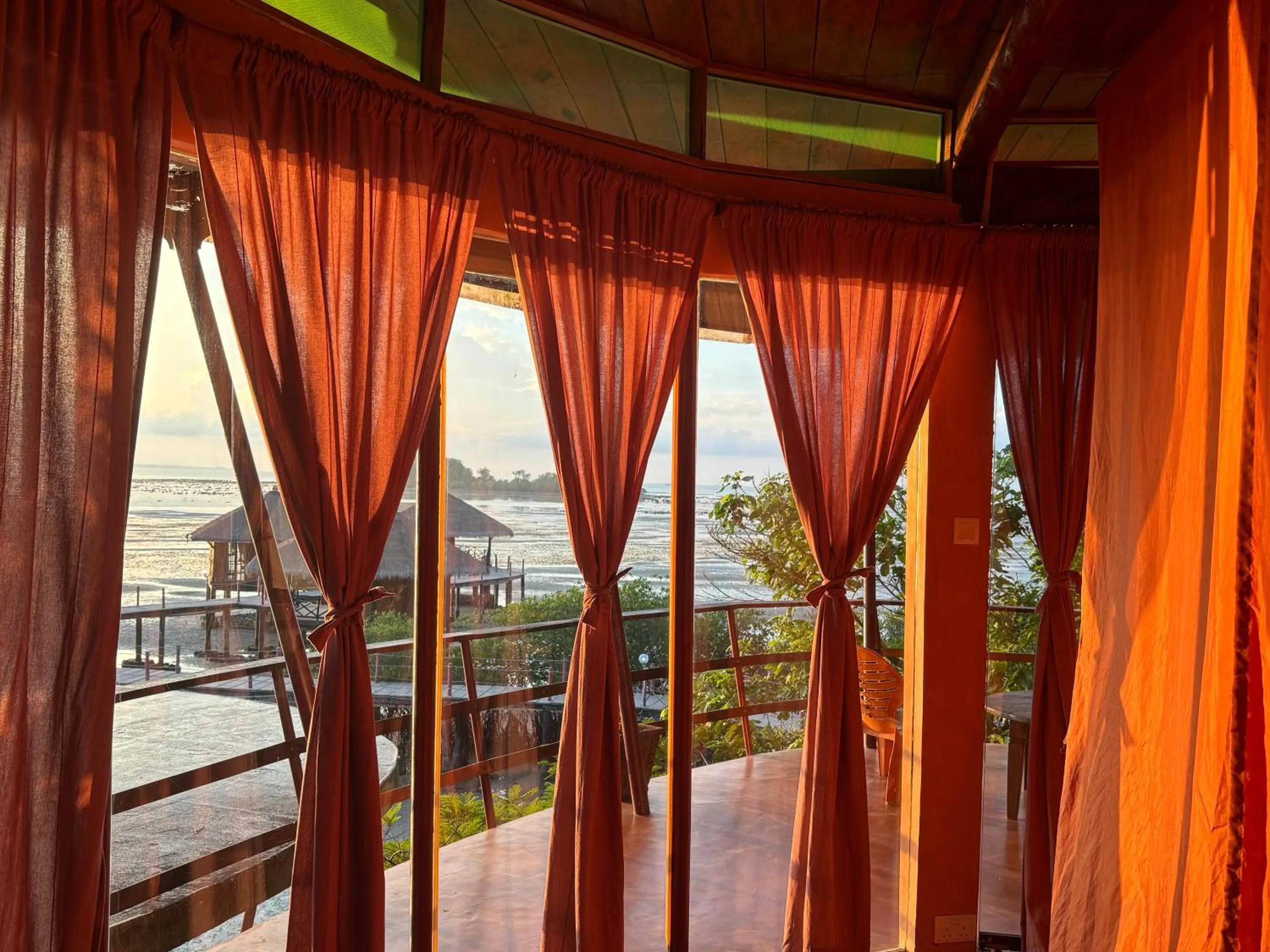 LooLa Adventure Resort