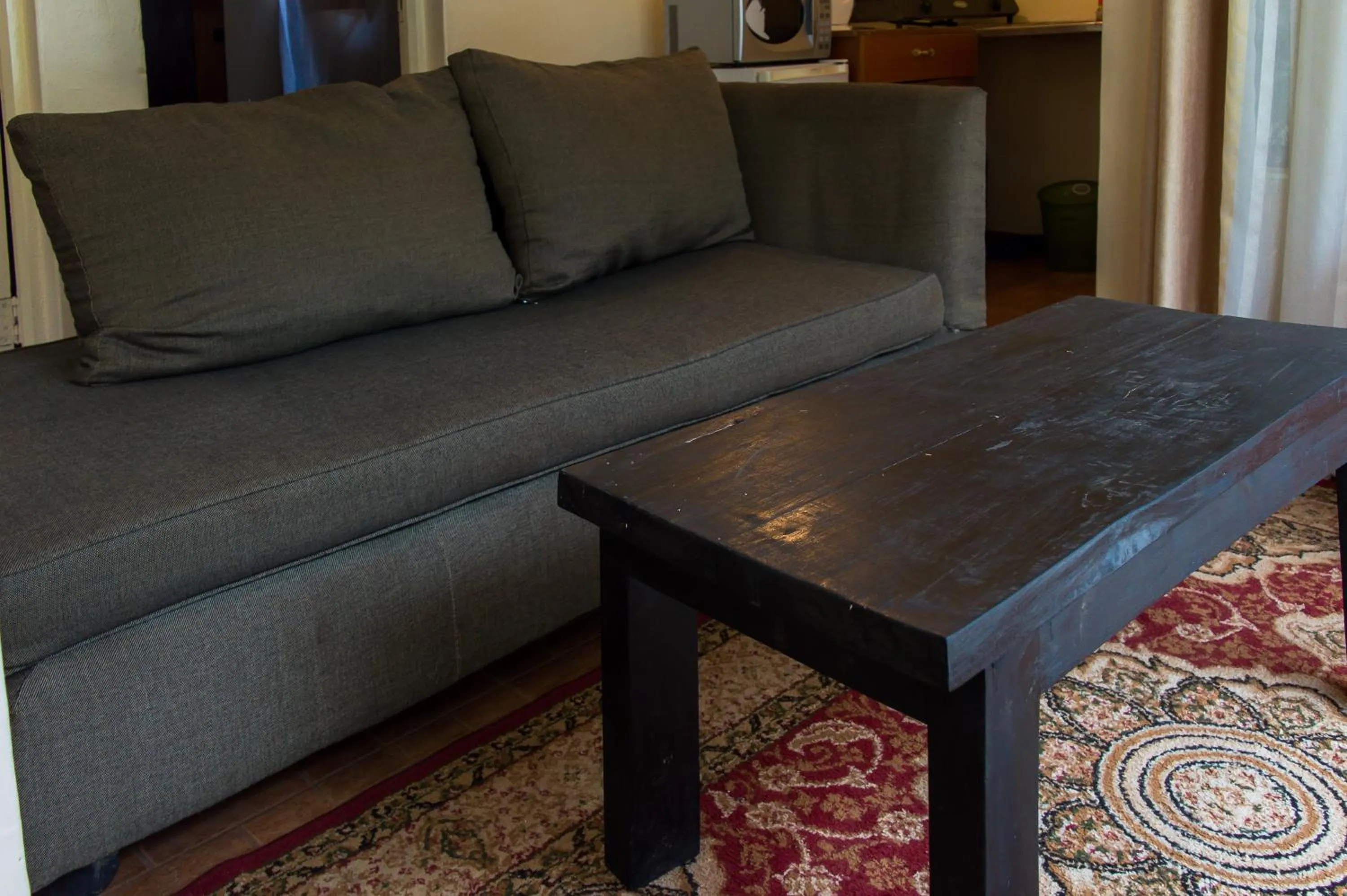 Living room in Rosslyn Studios