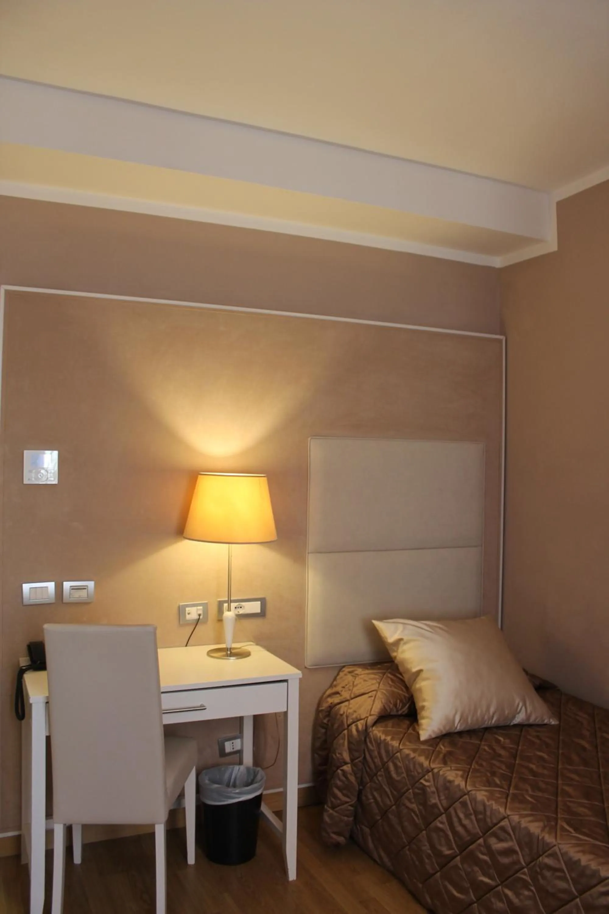 Bed in Hotel Centrale