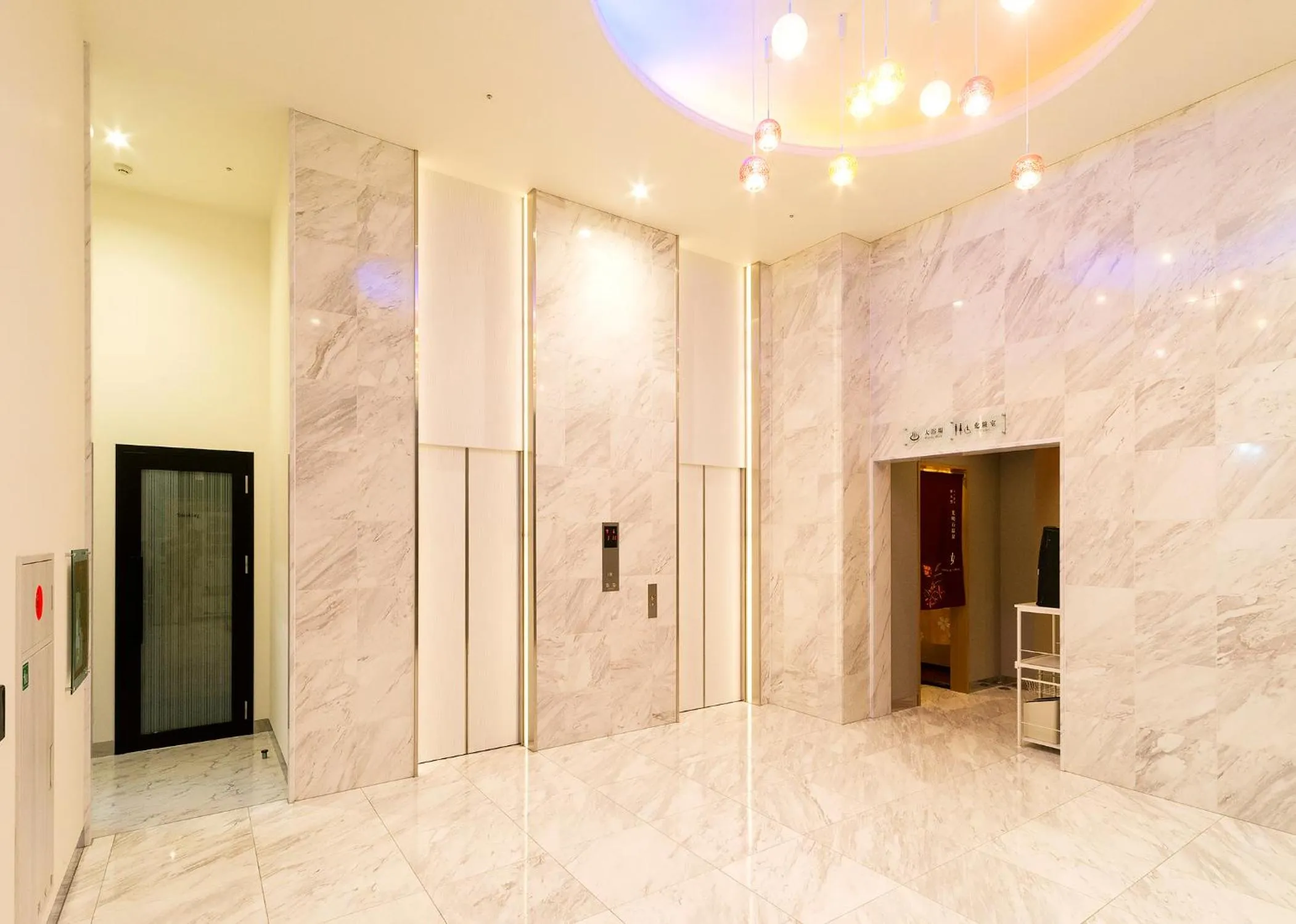 Lobby or reception in Queens Hotel Chitose