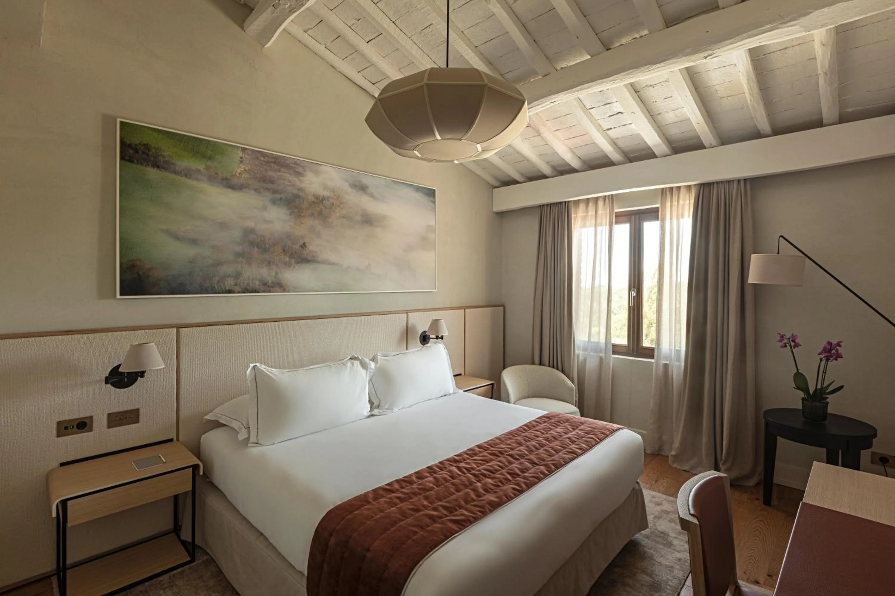 Photo of the whole room, Bed in Castelfalfi