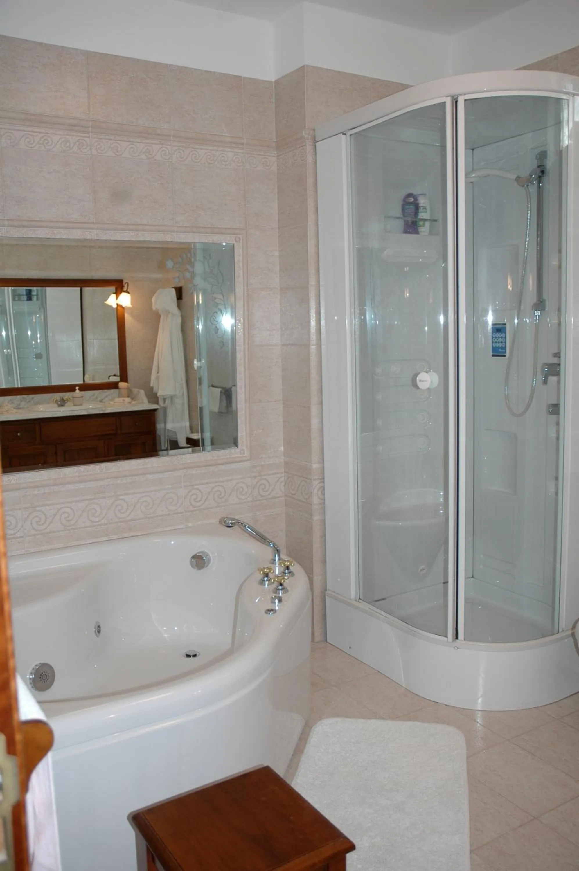 Shower in Al Vecchio Glicine